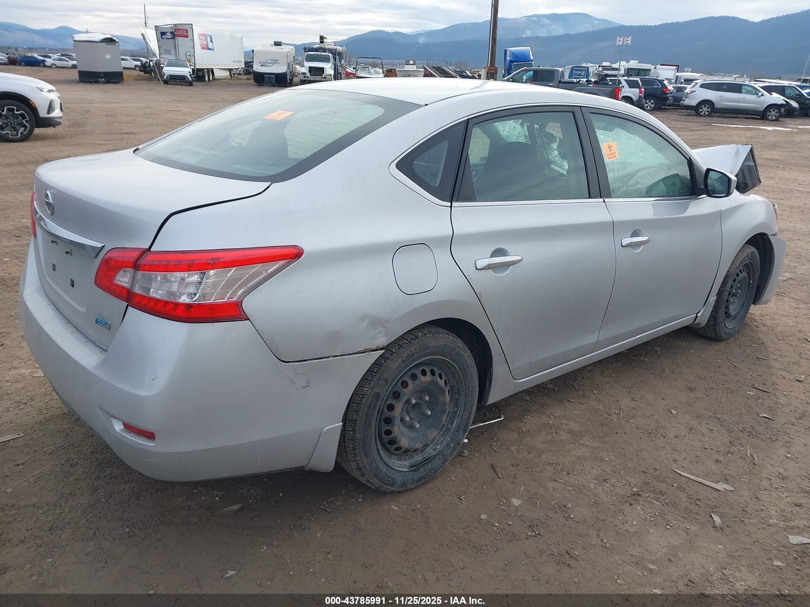 NISSAN SENTRA image 4