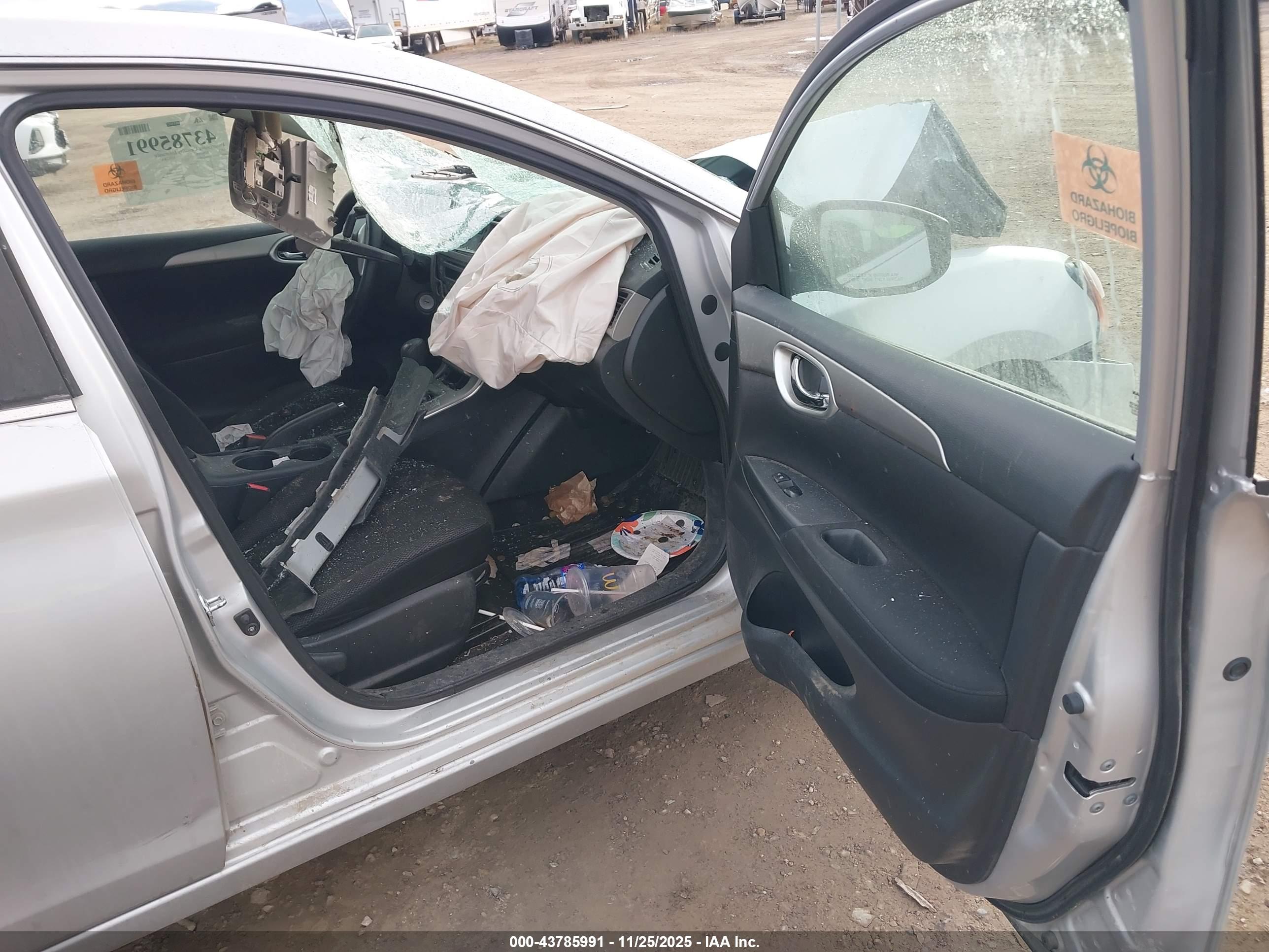 NISSAN SENTRA image 5