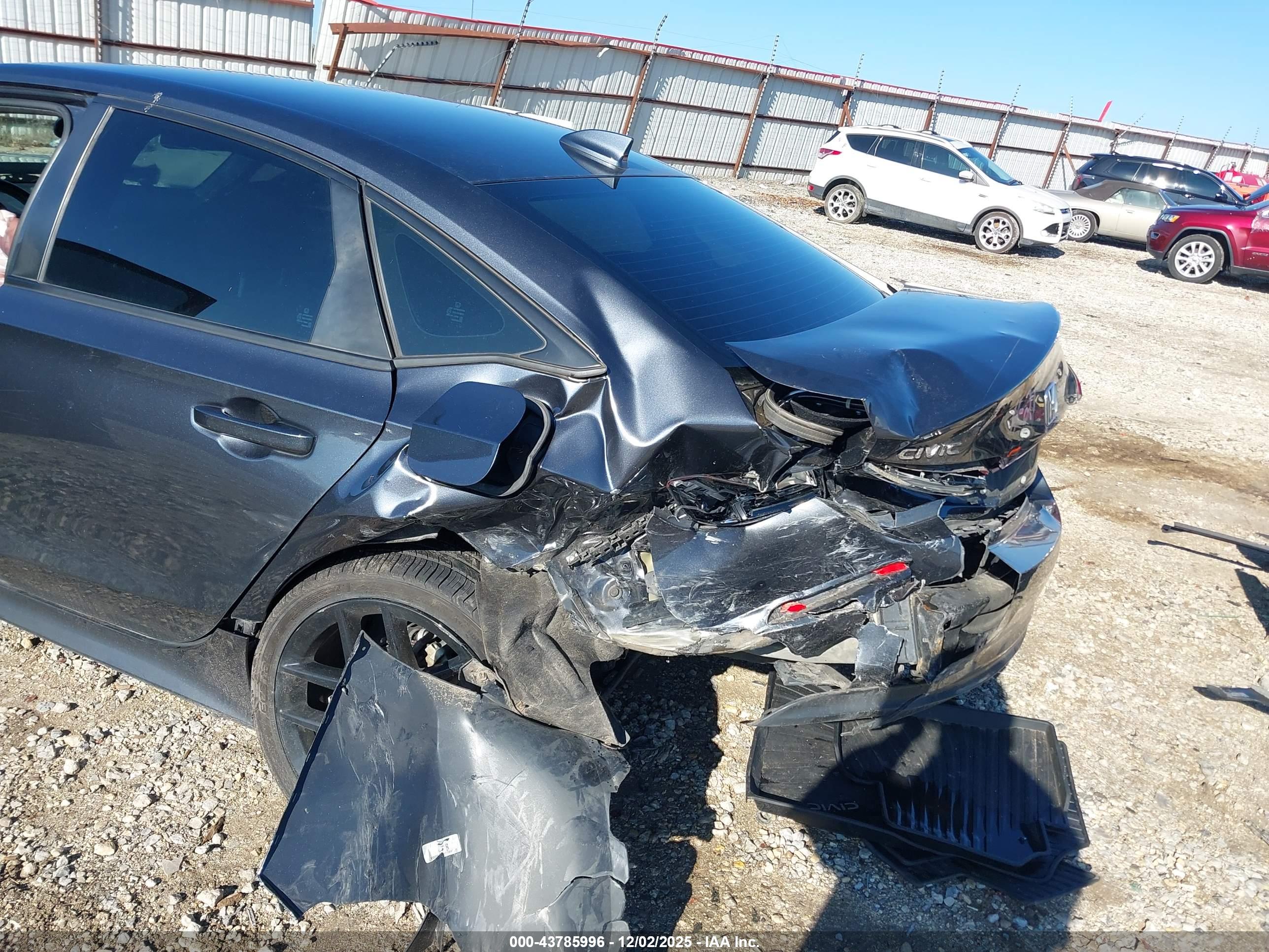 HONDA CIVIC image 6