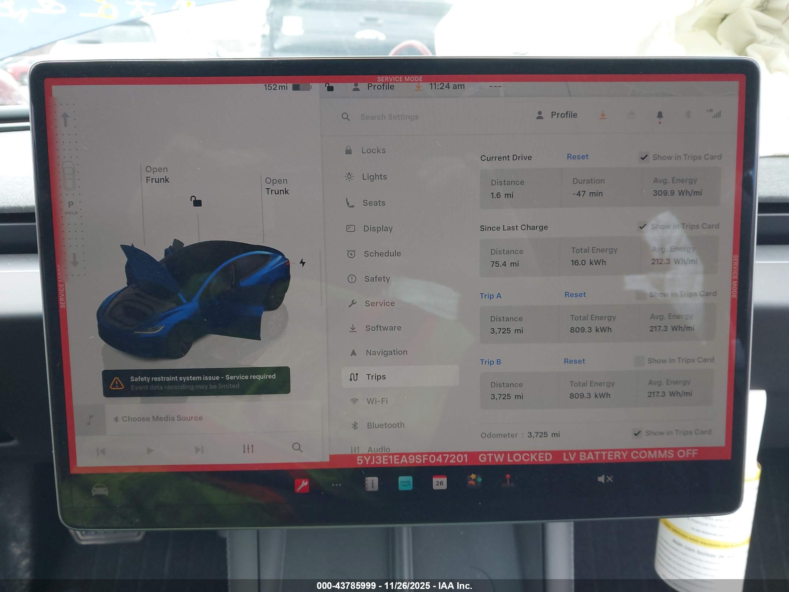TESLA MODEL image 7