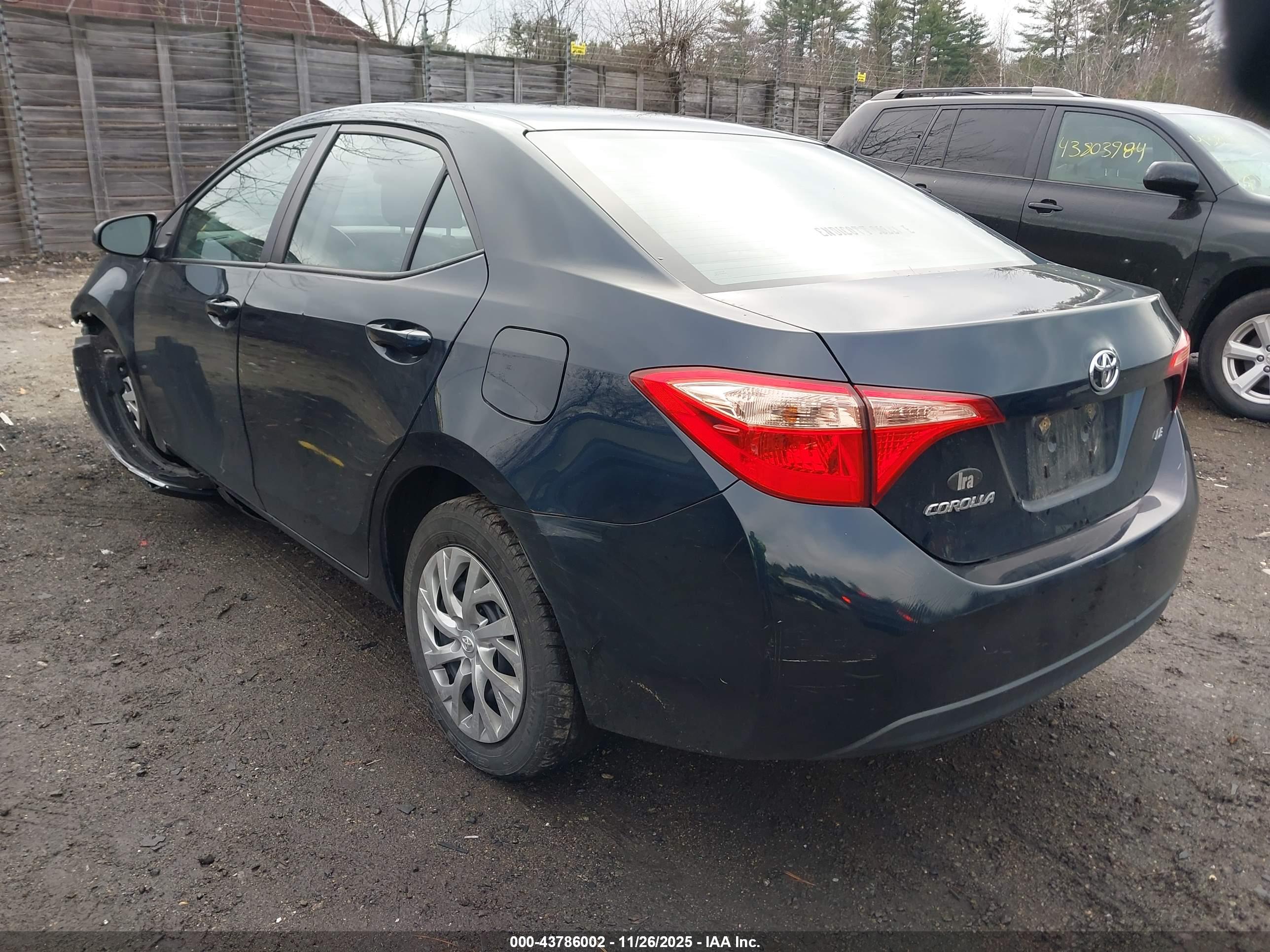 TOYOTA COROLLA image 3