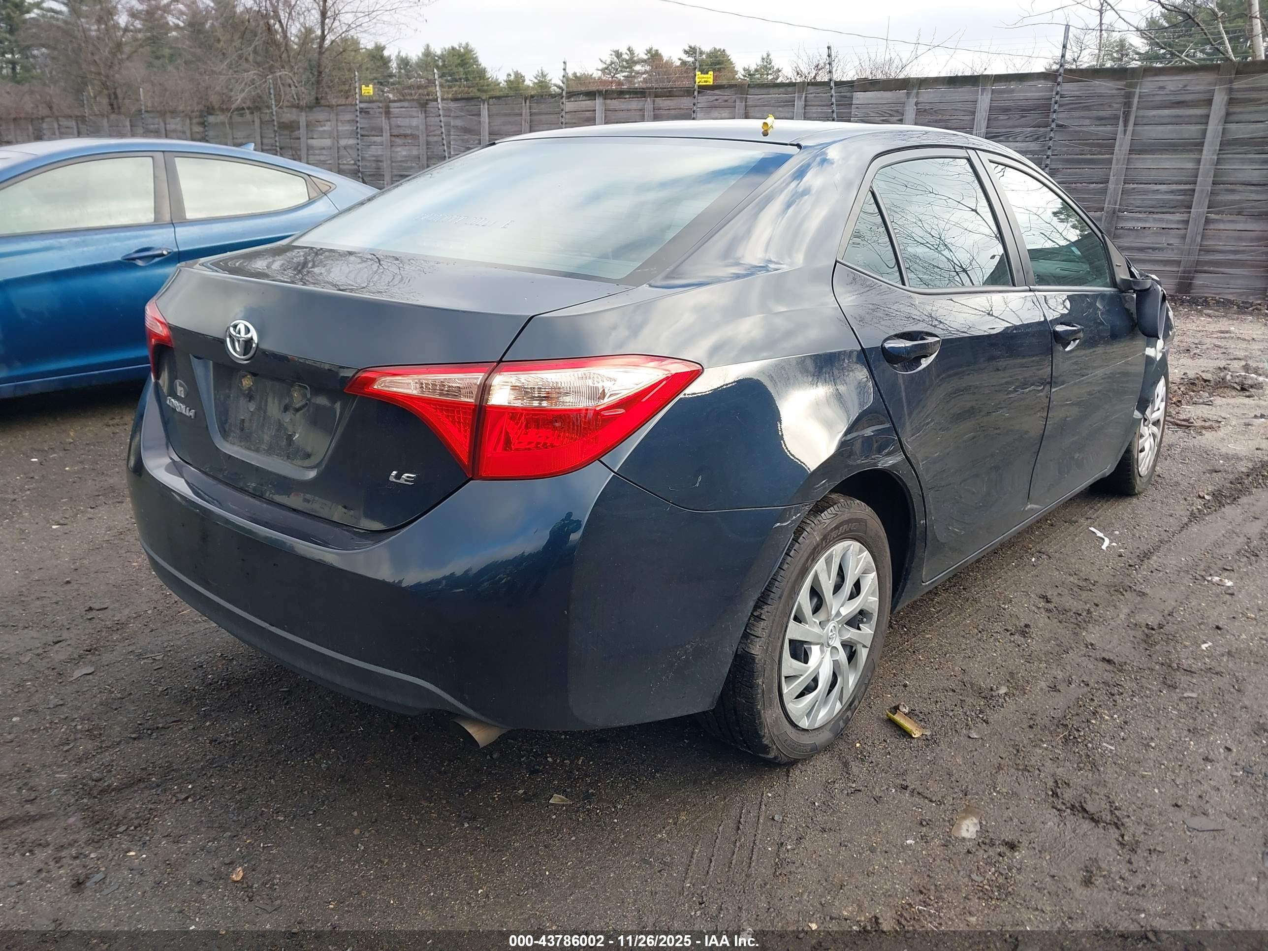 TOYOTA COROLLA image 4