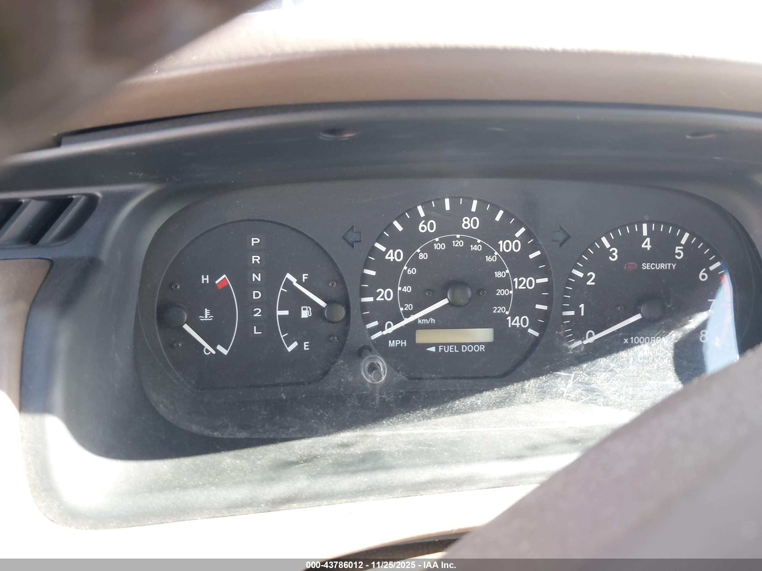TOYOTA CAMRY image 7