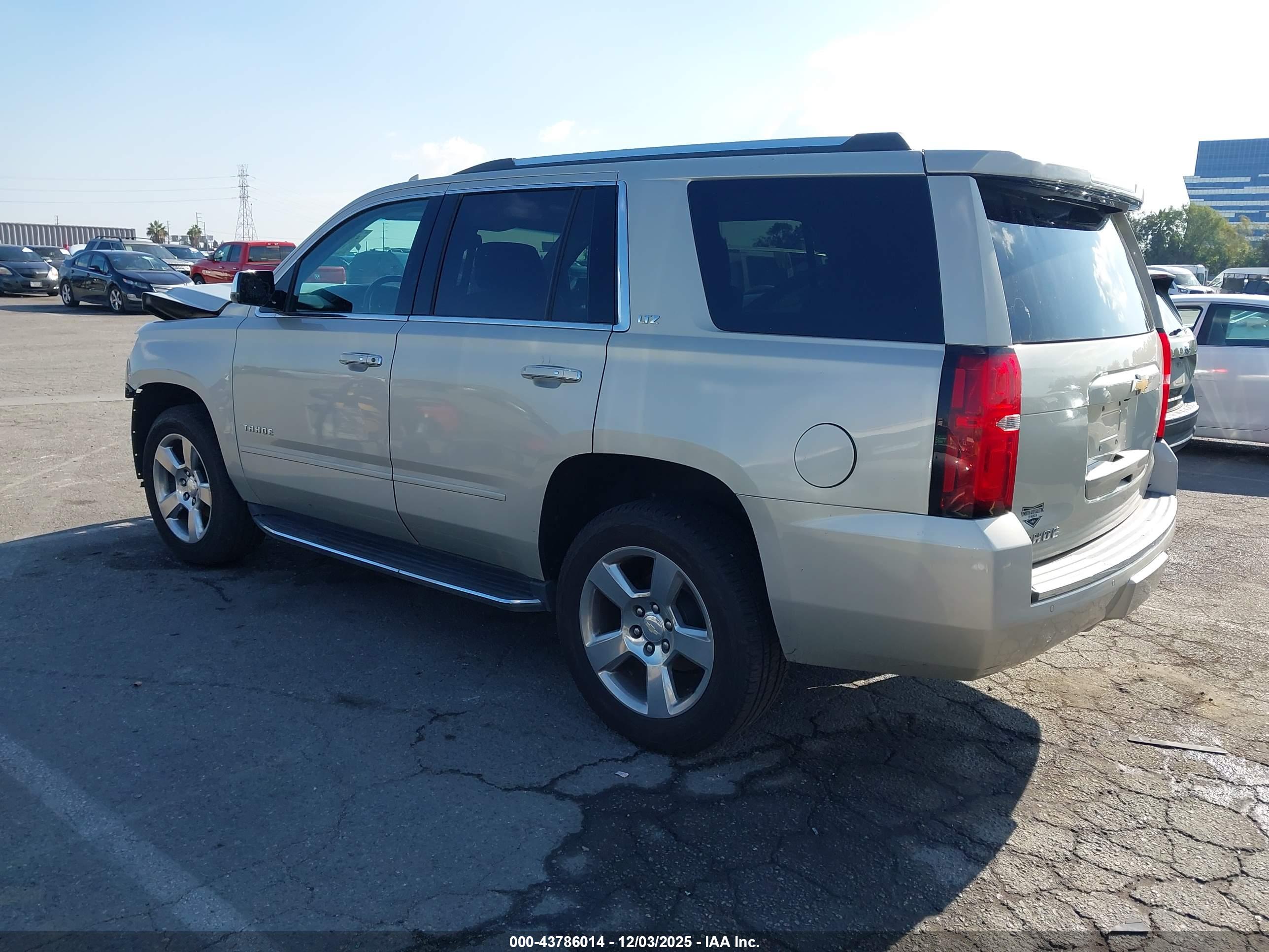 CHEVROLET TAHOE image 3