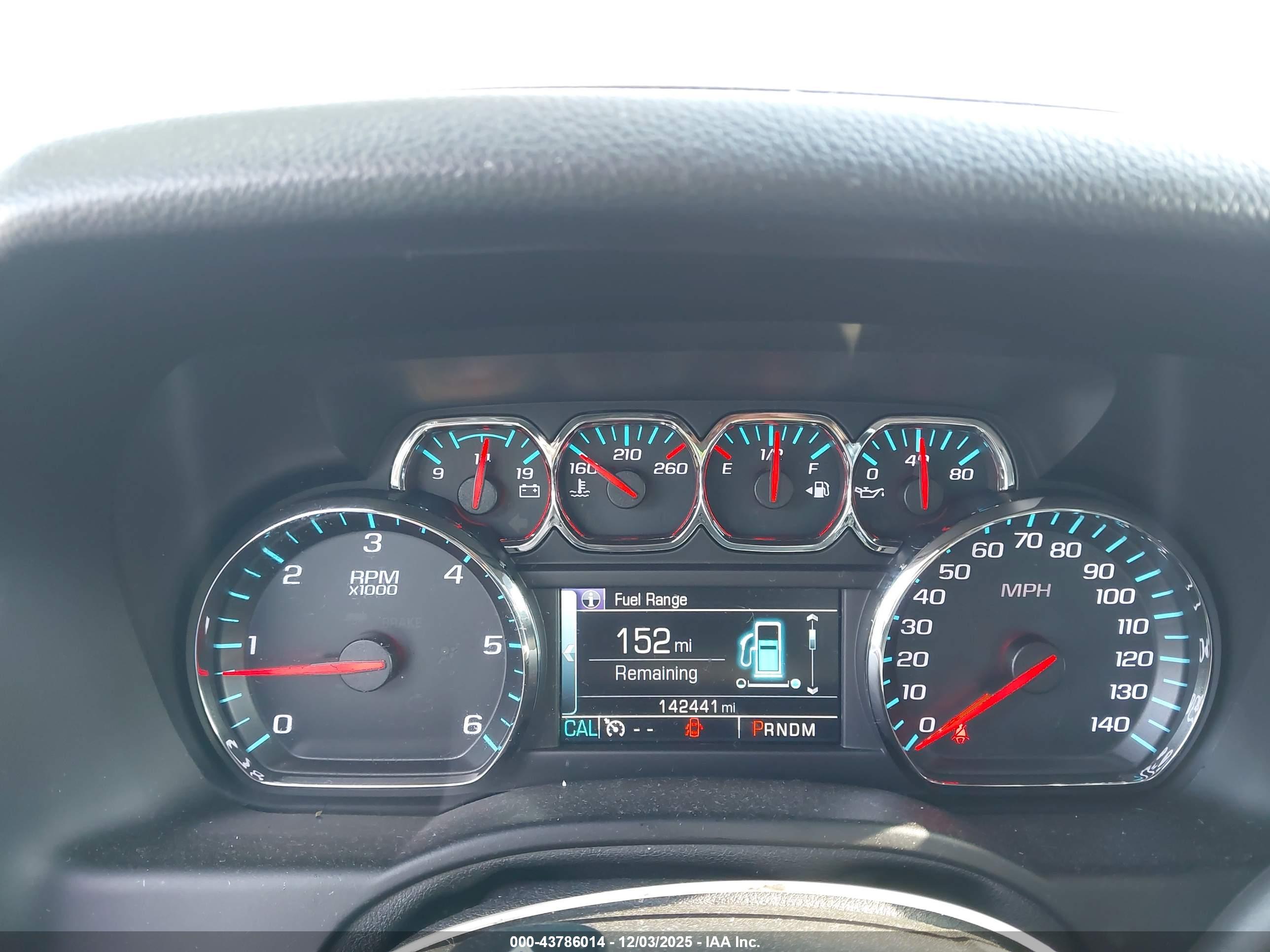 CHEVROLET TAHOE image 7