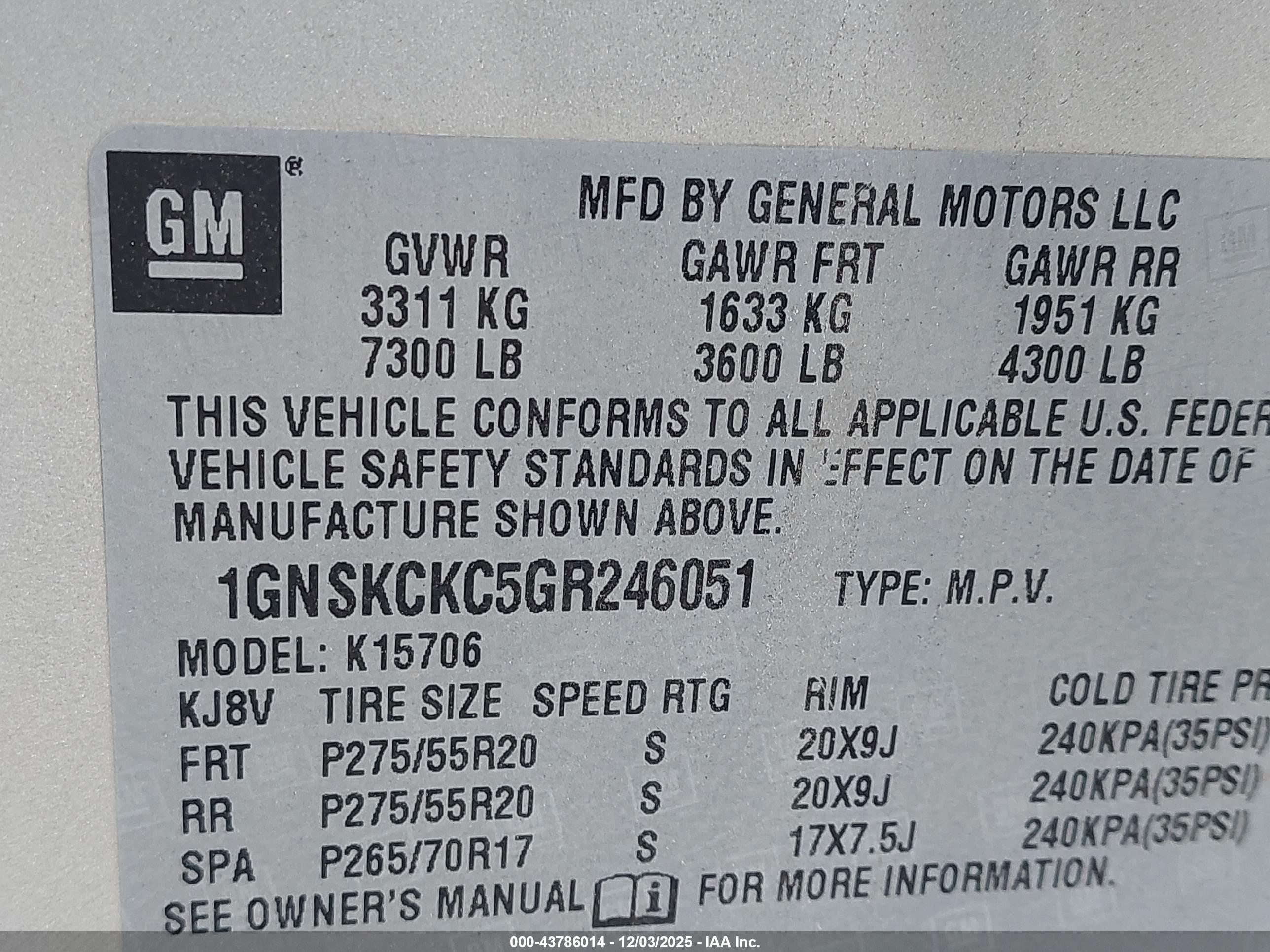 CHEVROLET TAHOE image 9