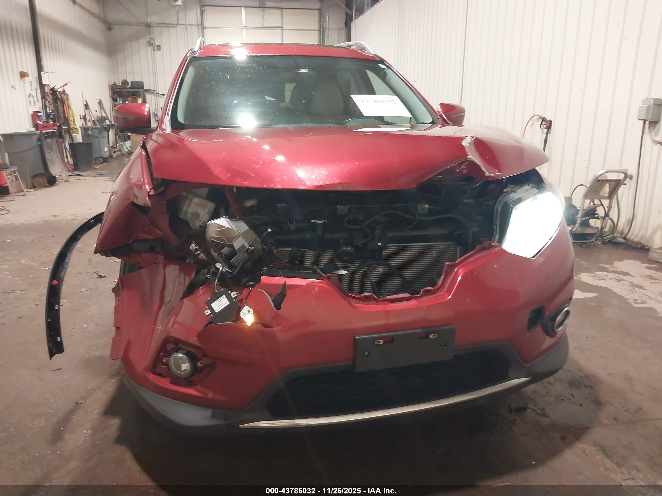 NISSAN ROGUE image 6