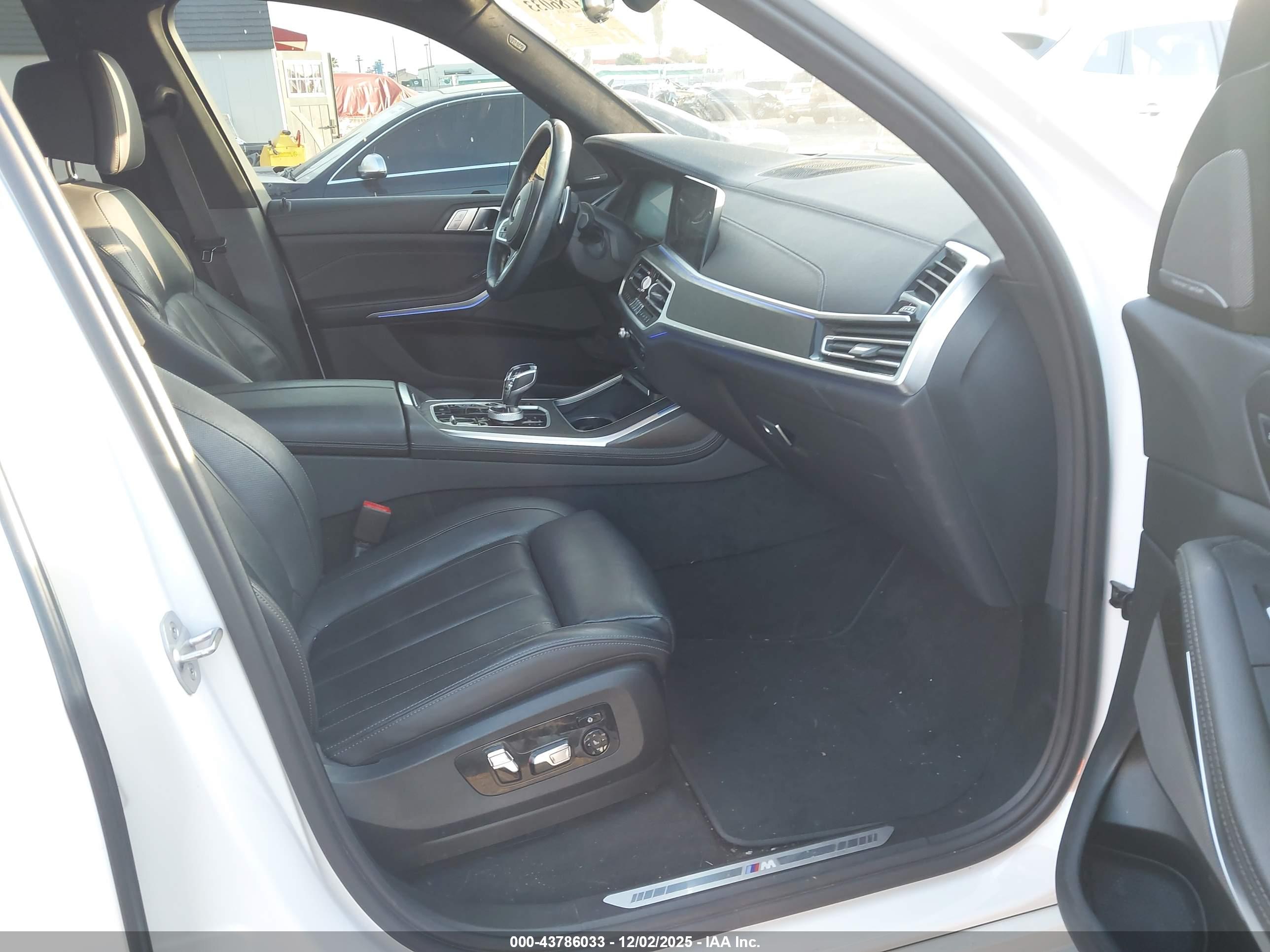 BMW X7 image 5