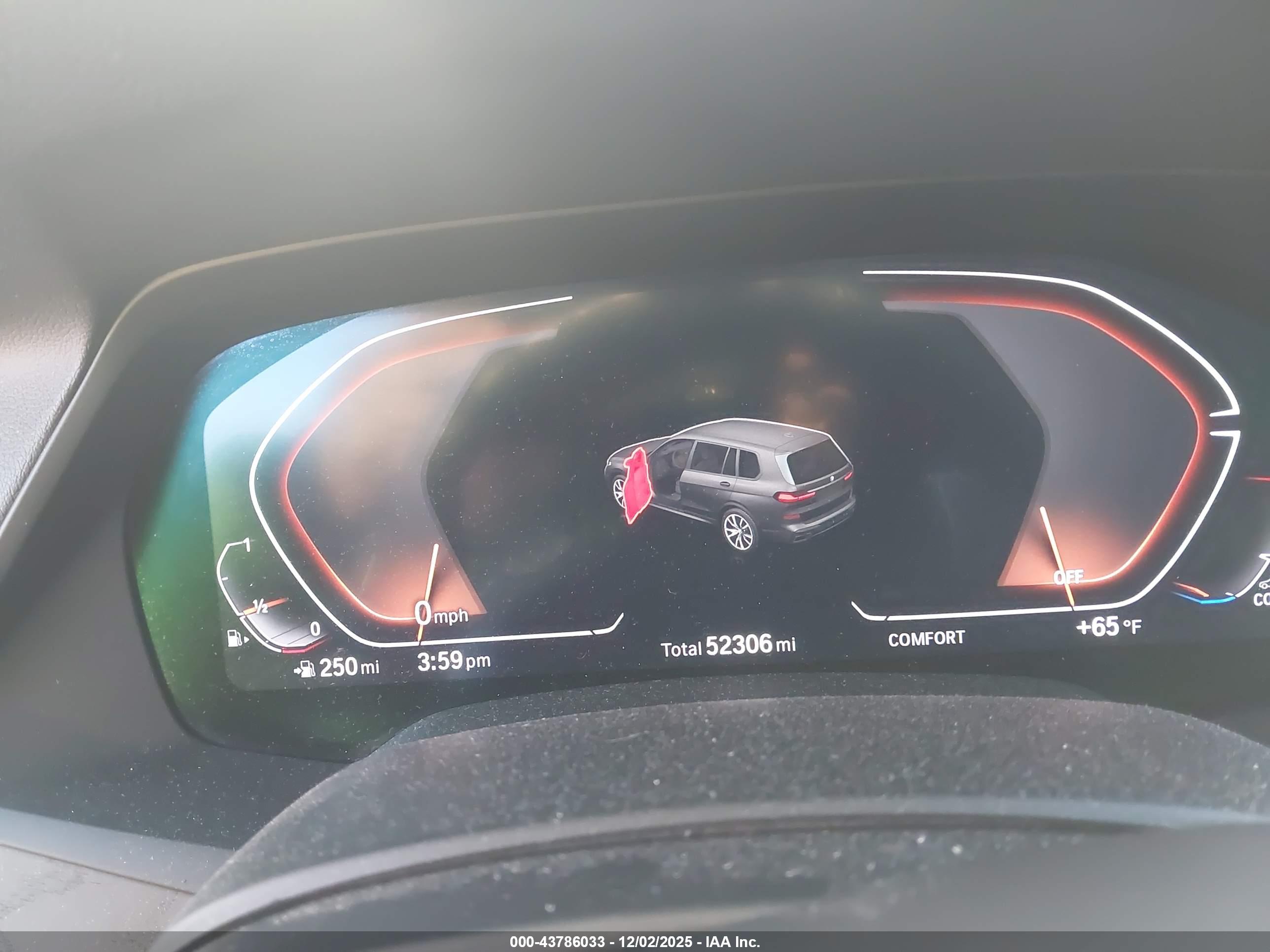 BMW X7 image 7