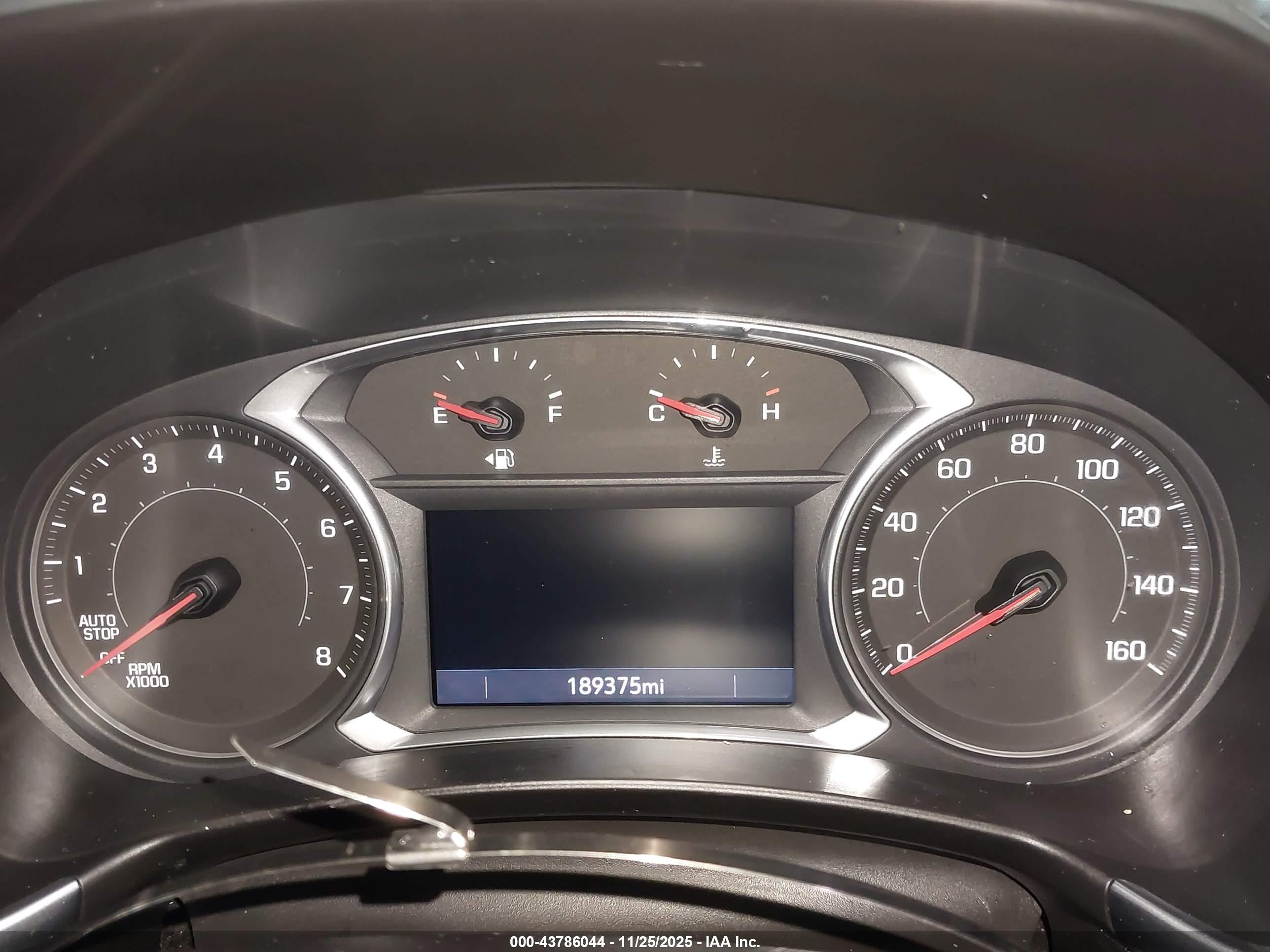 CHEVROLET EQUINOX image 7