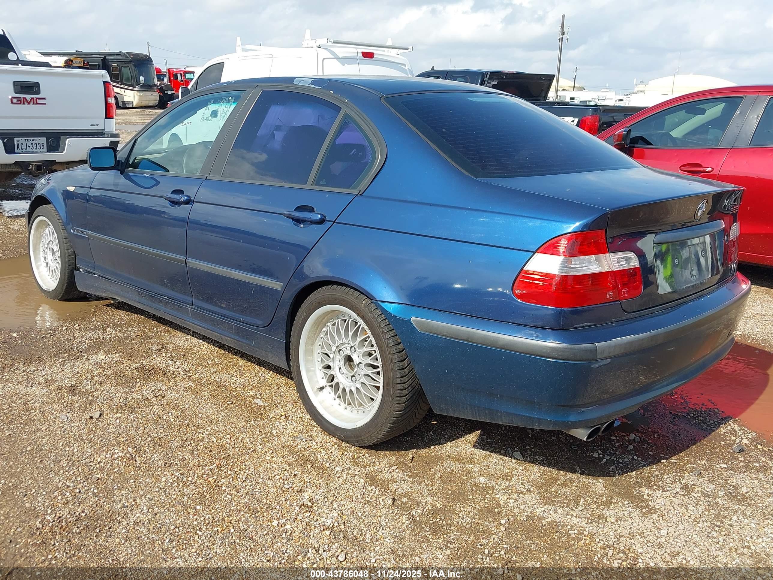 BMW 325I image 3