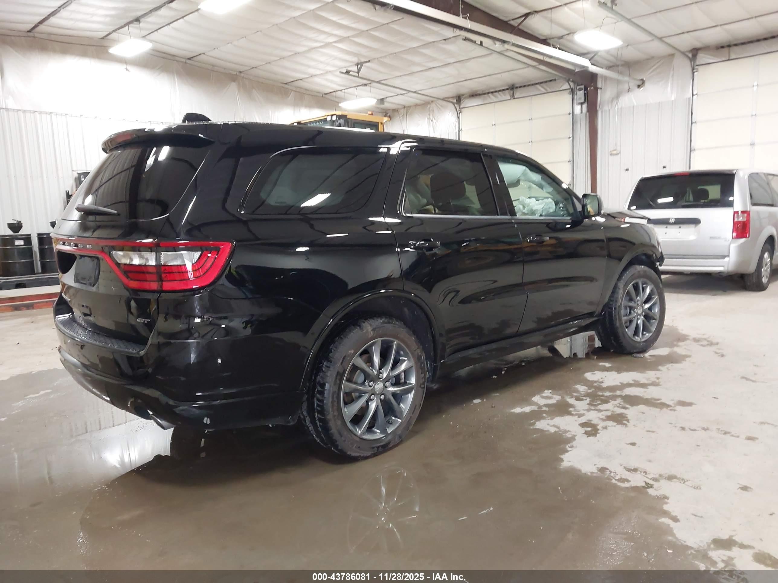 DODGE DURANGO image 4