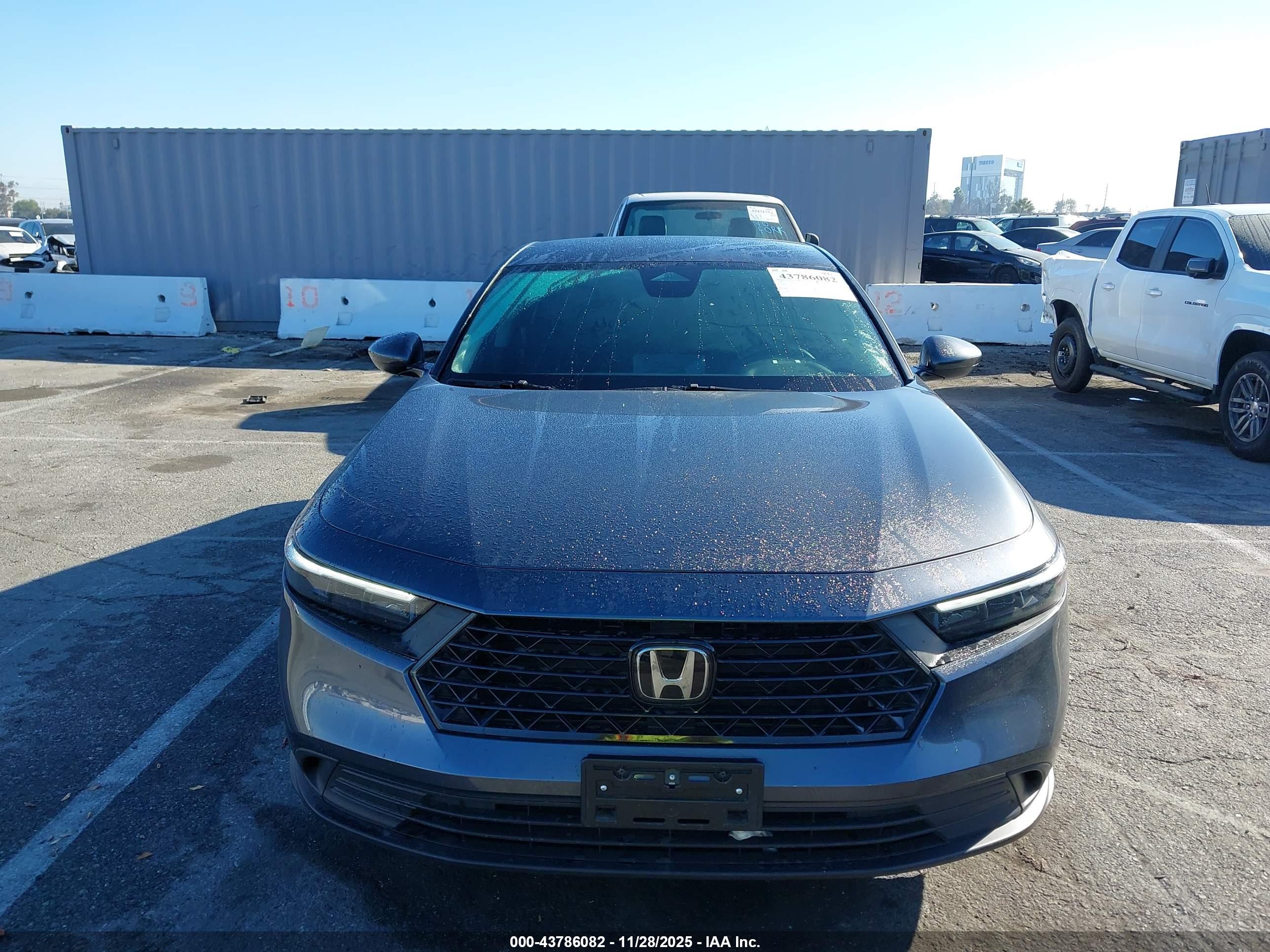 HONDA ACCORD image 6