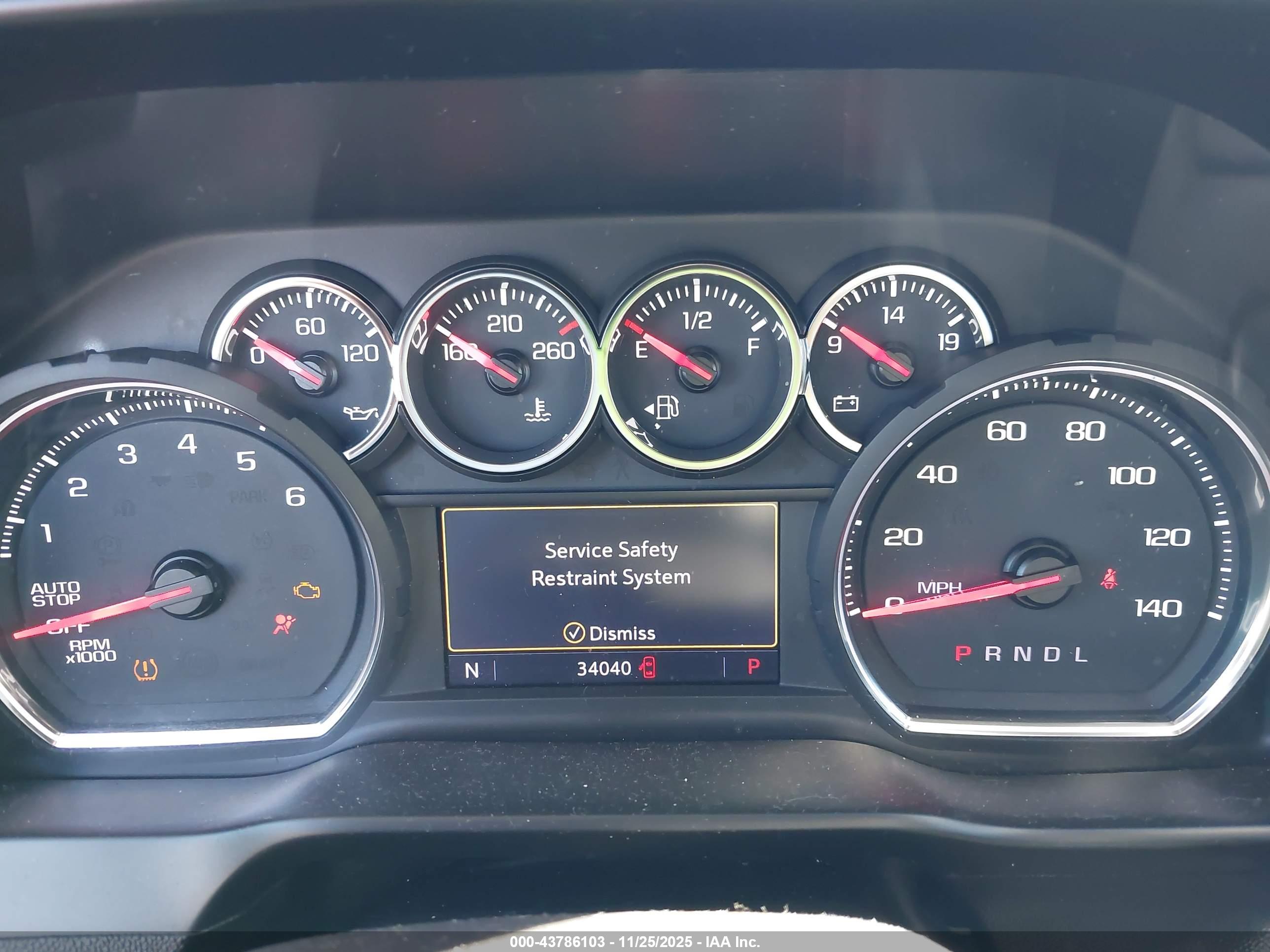 CHEVROLET SILVERADO image 7