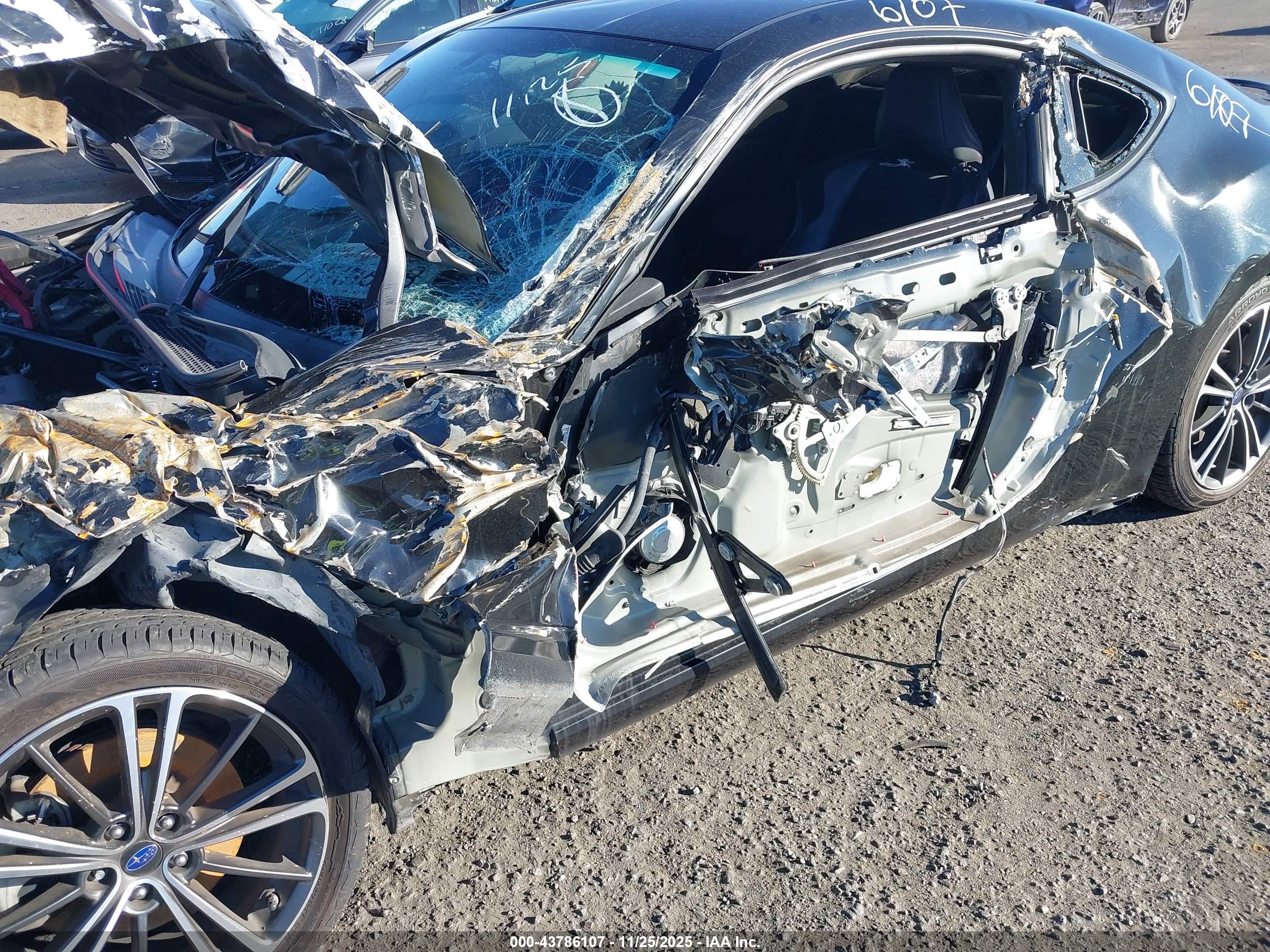 SUBARU BRZ image 9