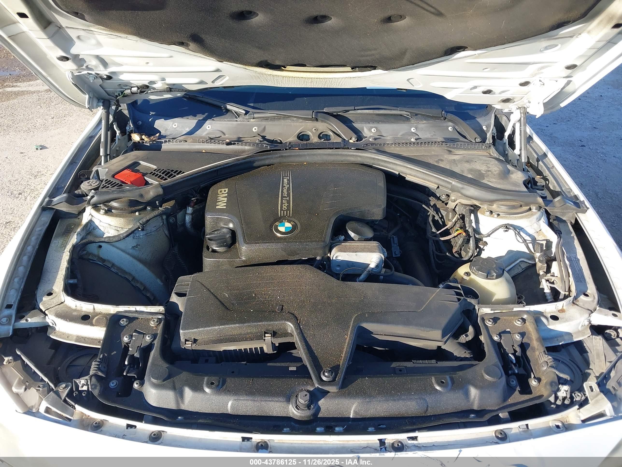 BMW 328I image 10