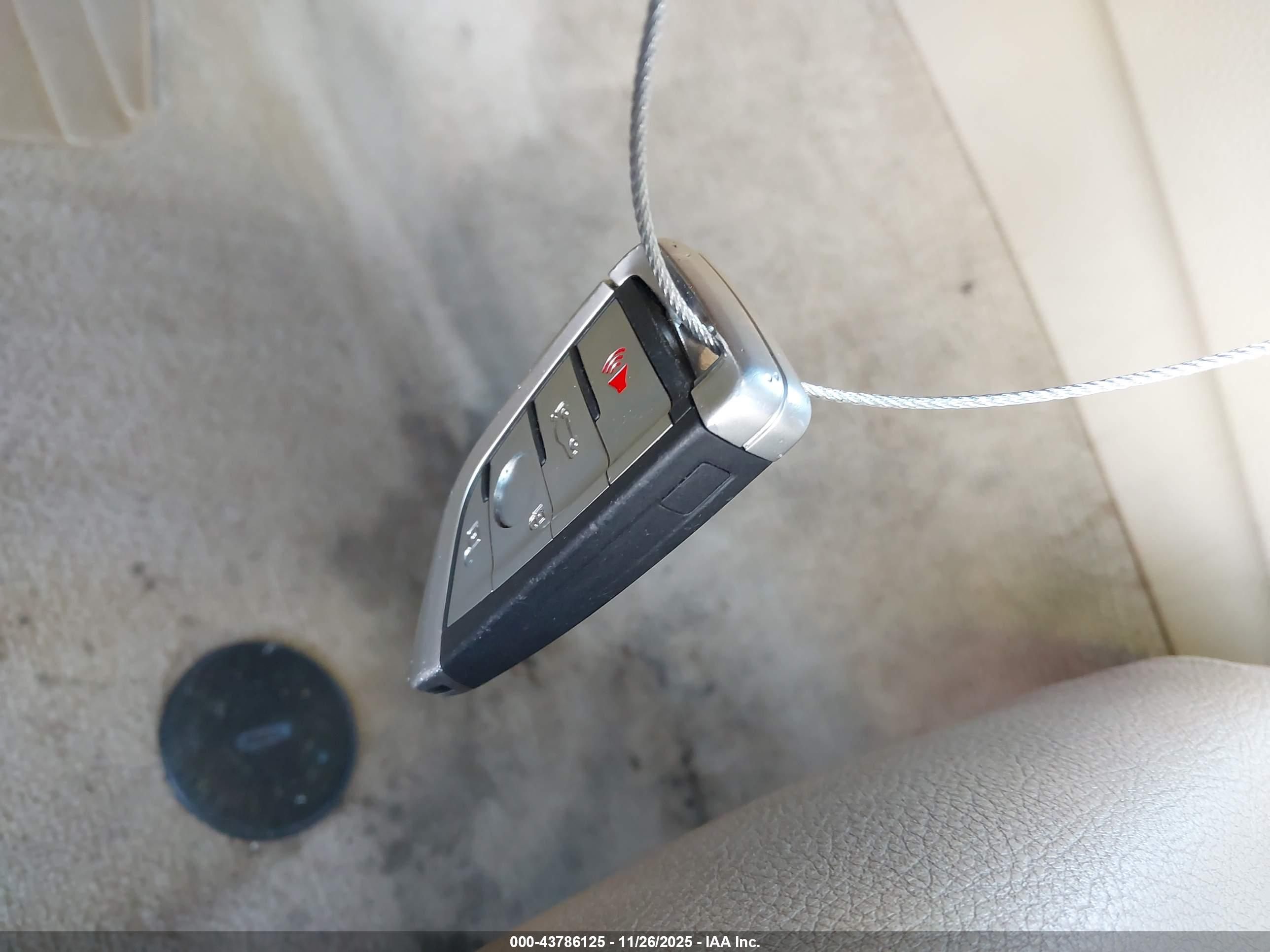 BMW 328I image 11