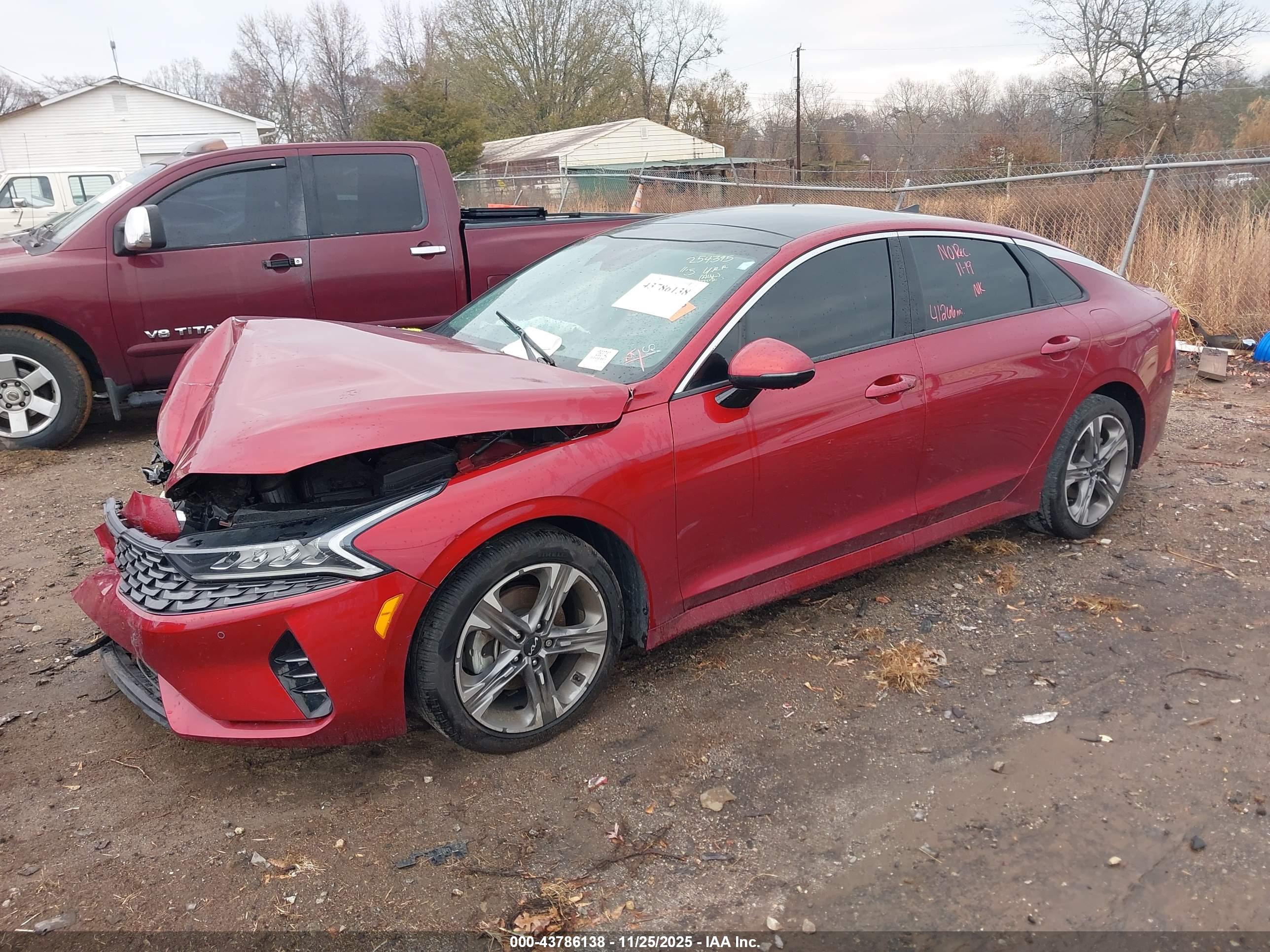 KIA K5 image 2