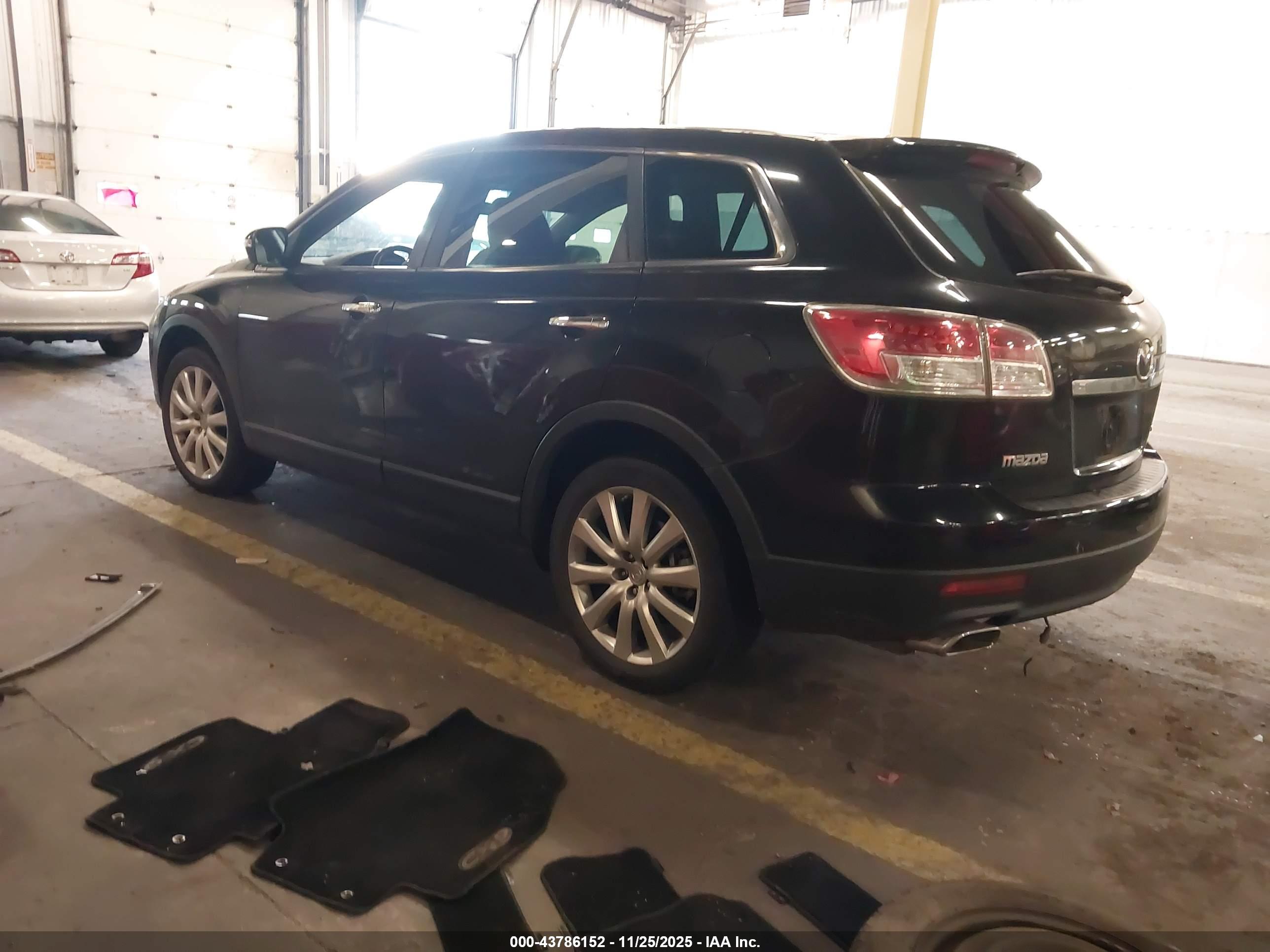 MAZDA CX-9 image 3