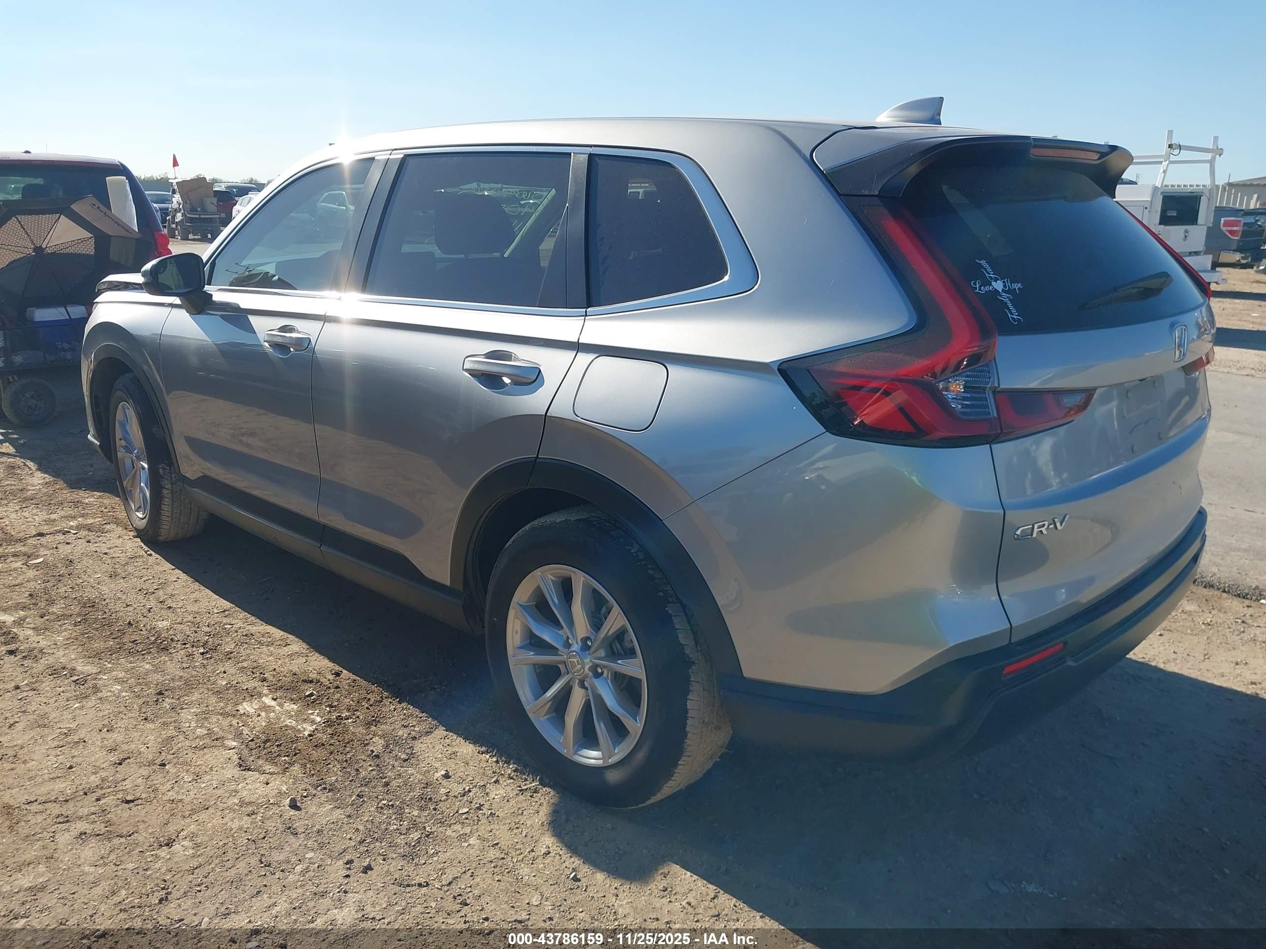 HONDA CR-V image 3