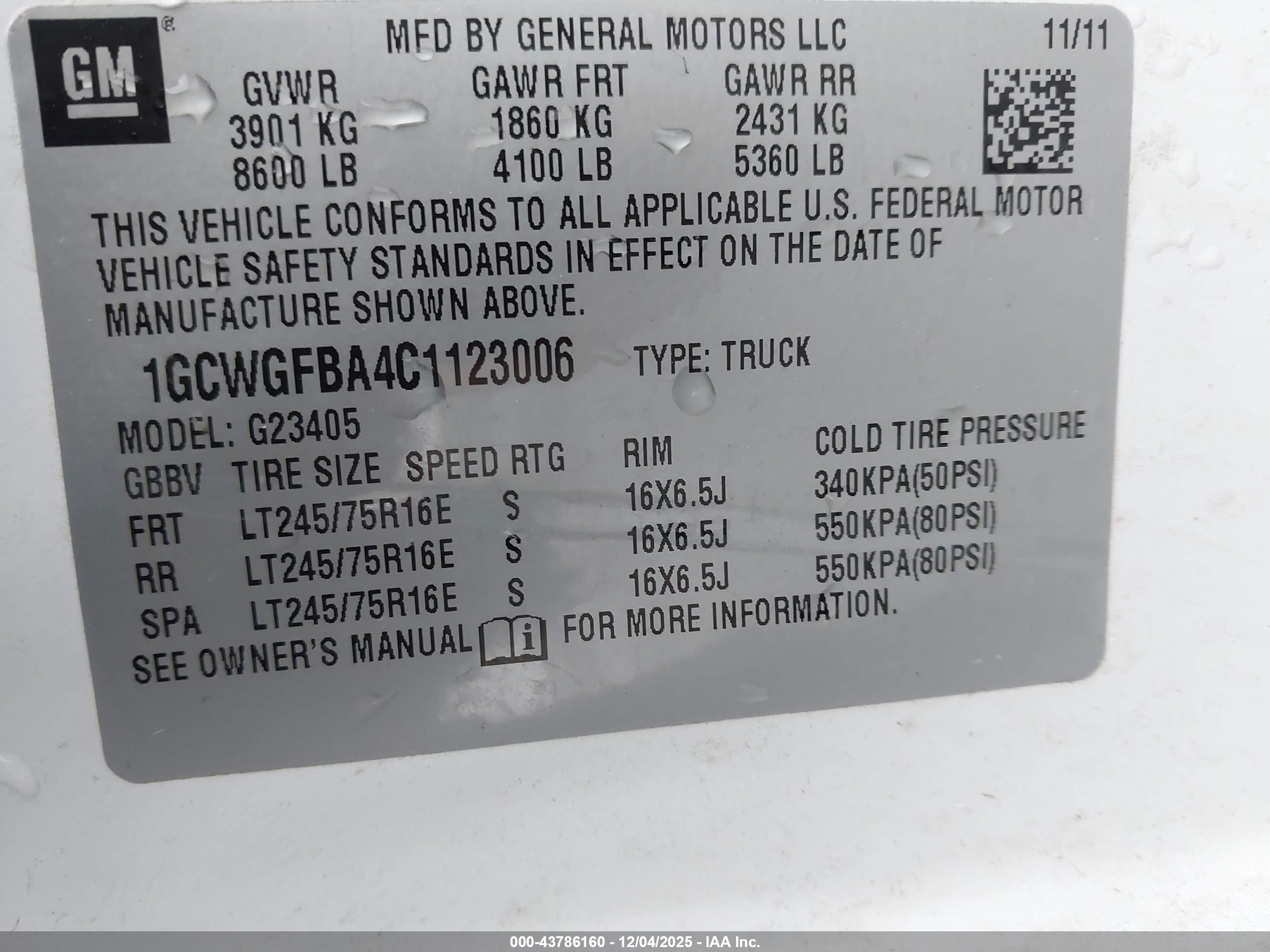 CHEVROLET EXPRESS image 9