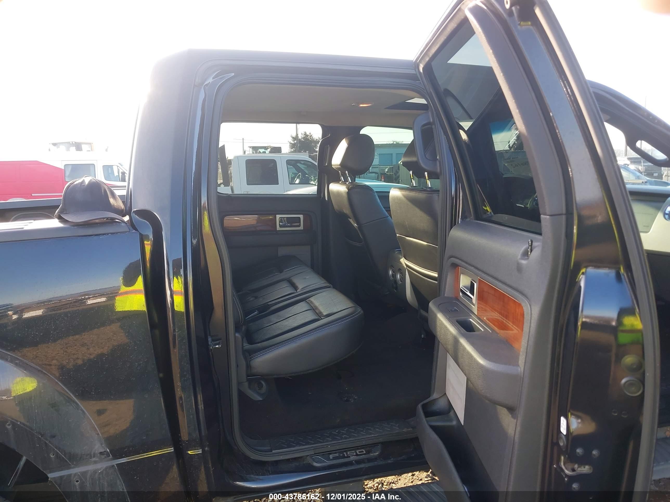 FORD F-150 image 8