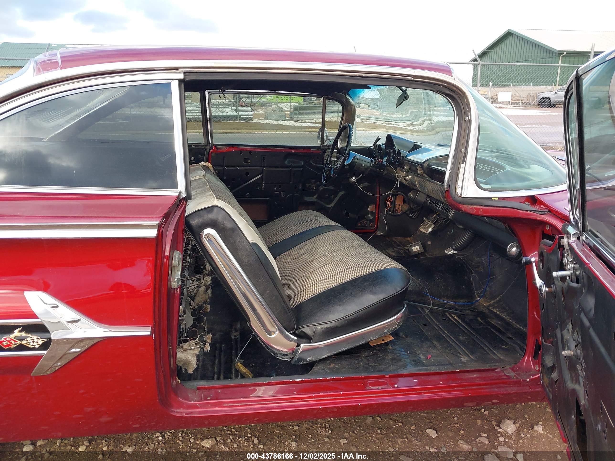 CHEVROLET IMPALA image 5