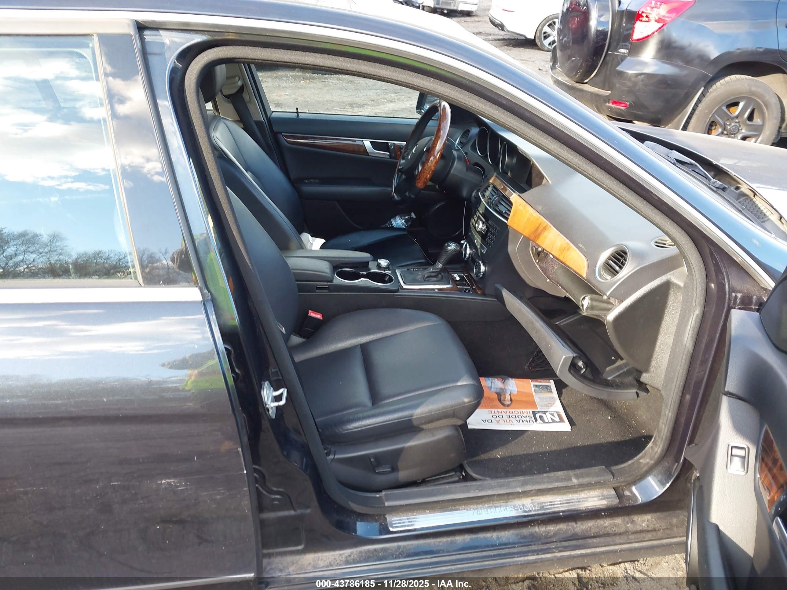 MERCEDES-BENZ C image 5