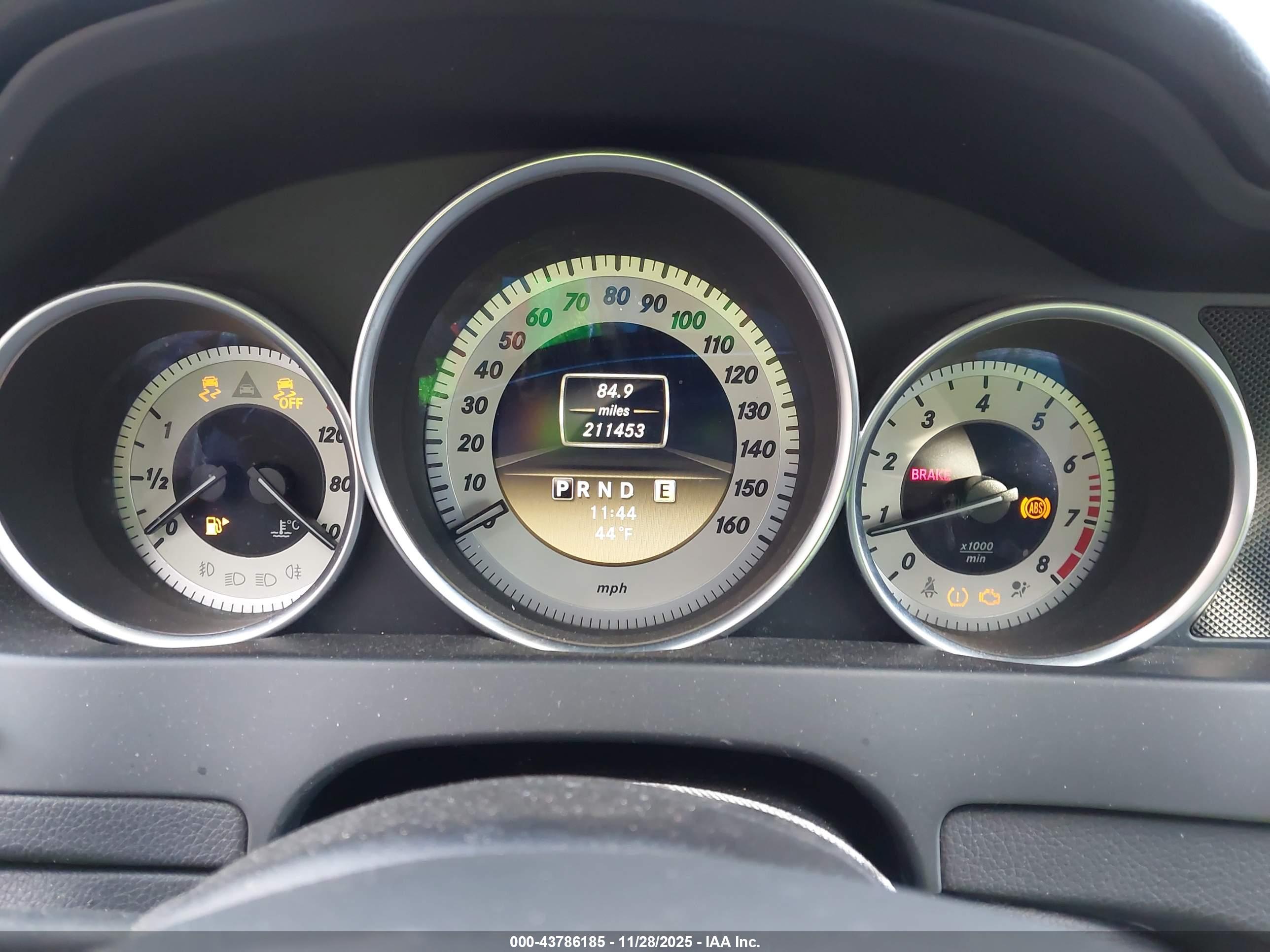 MERCEDES-BENZ C image 7