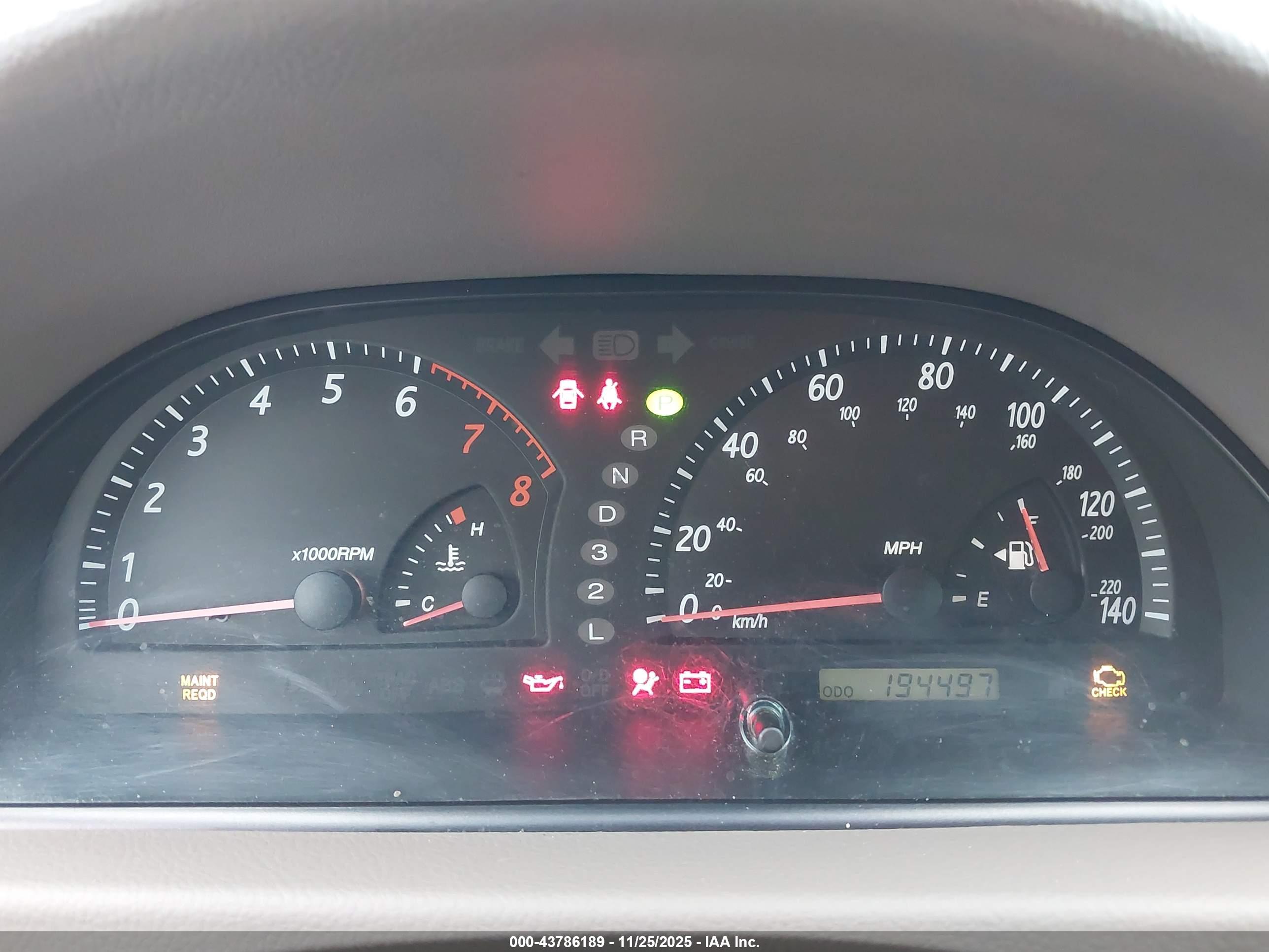 TOYOTA CAMRY image 7