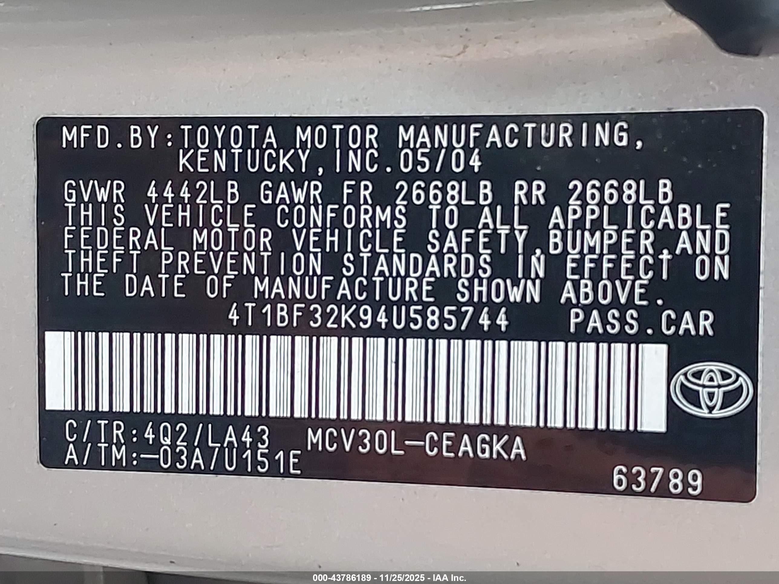 TOYOTA CAMRY image 9