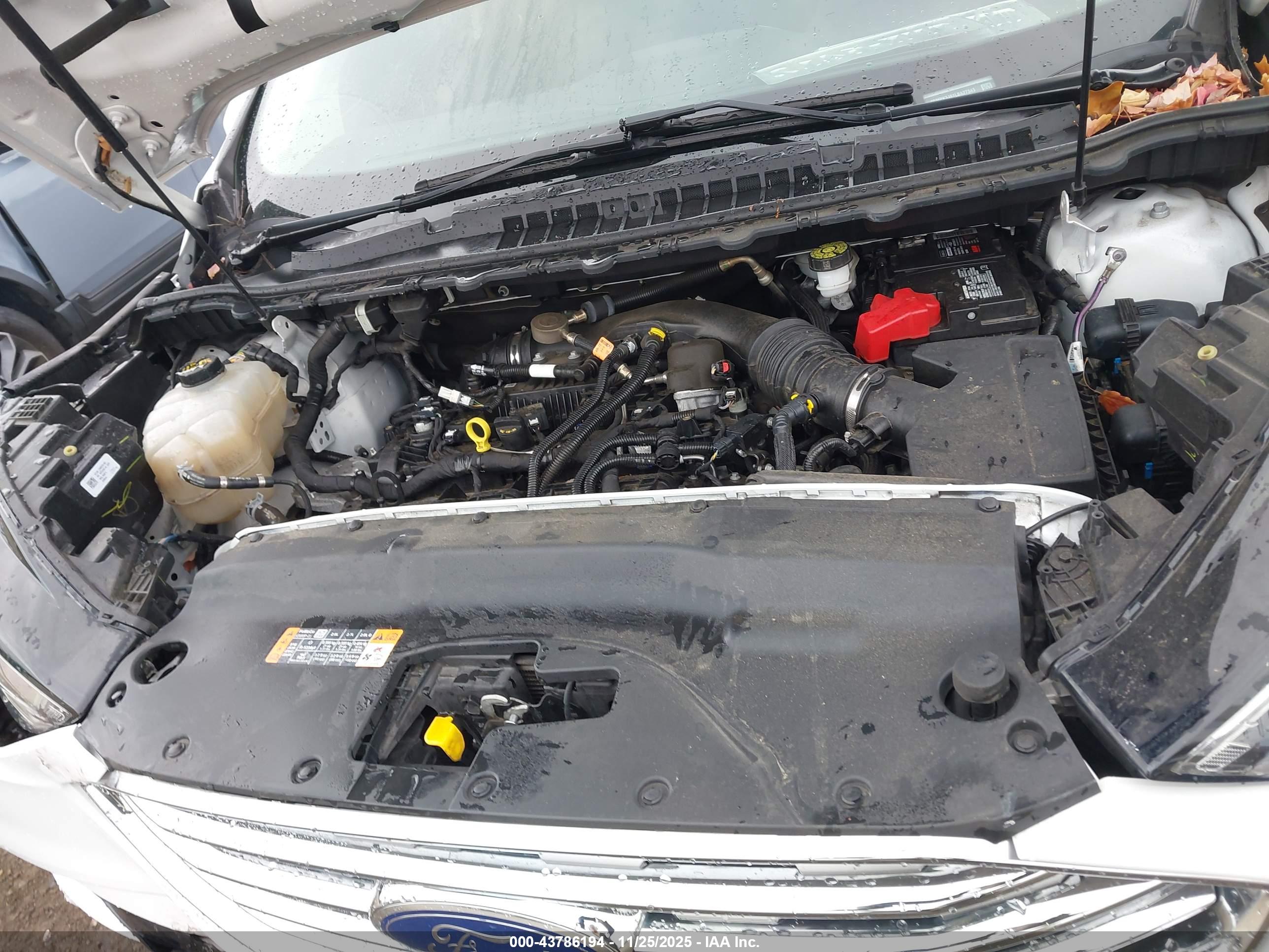 FORD EDGE image 10