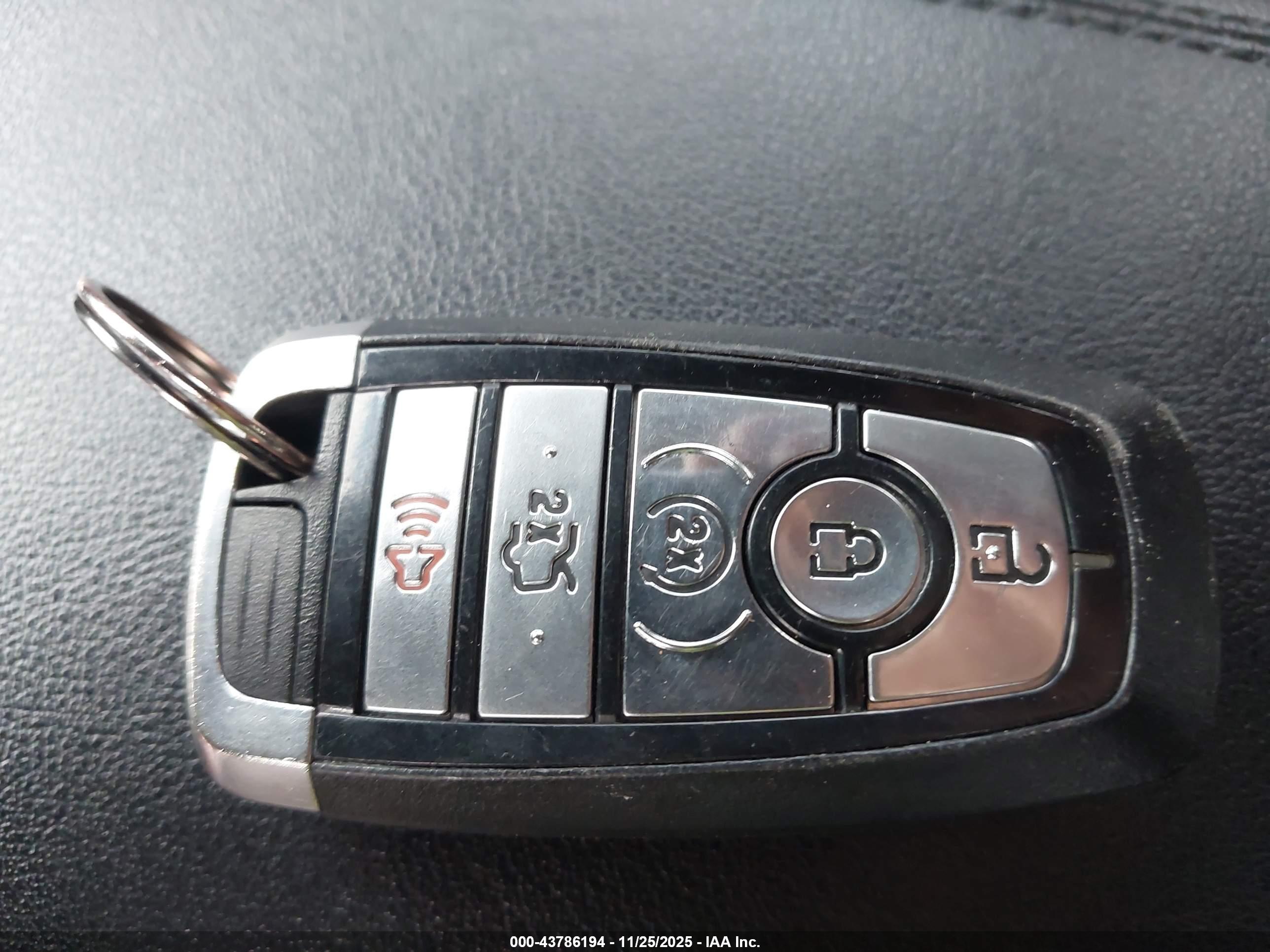FORD EDGE image 11