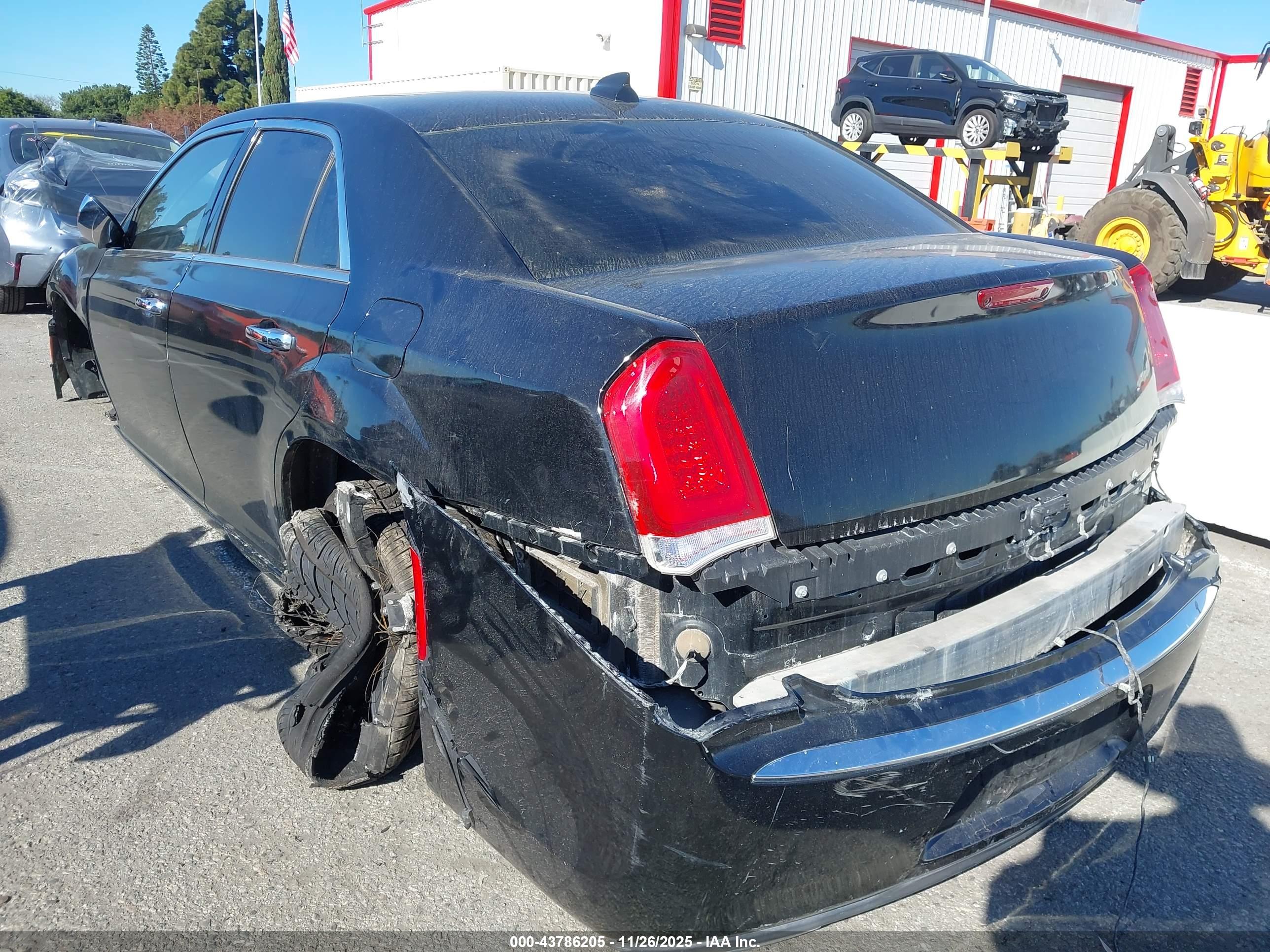 CHRYSLER 300C image 3