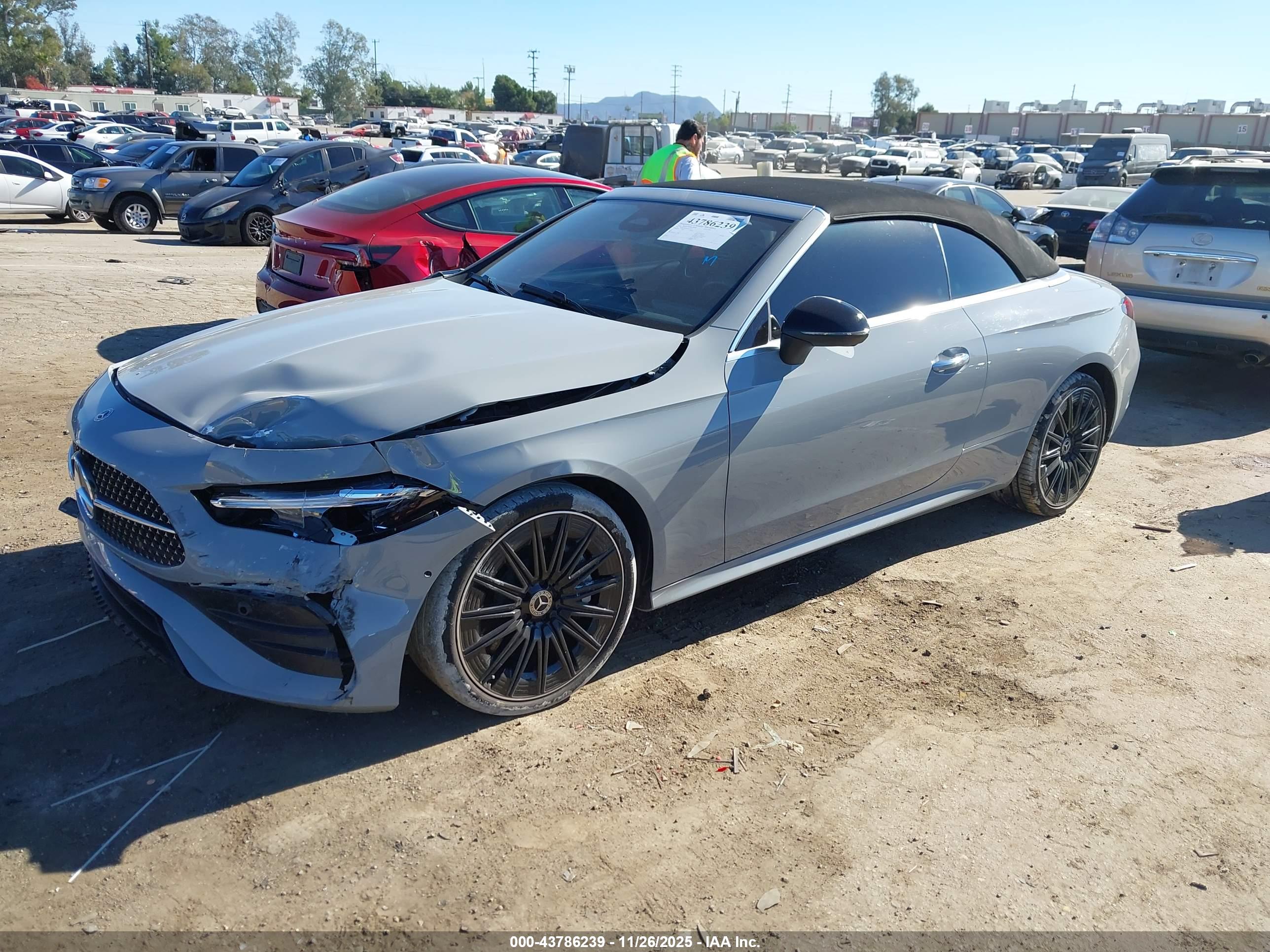 MERCEDES-BENZ CLE image 2