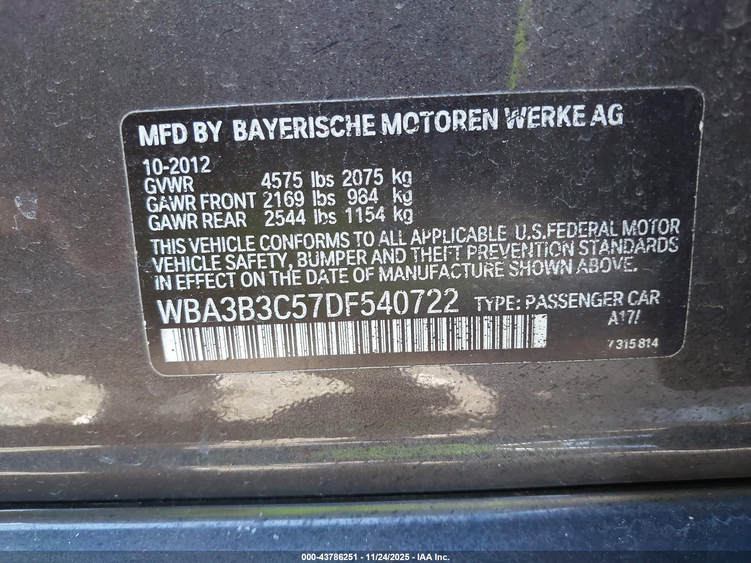 BMW 328I image 9