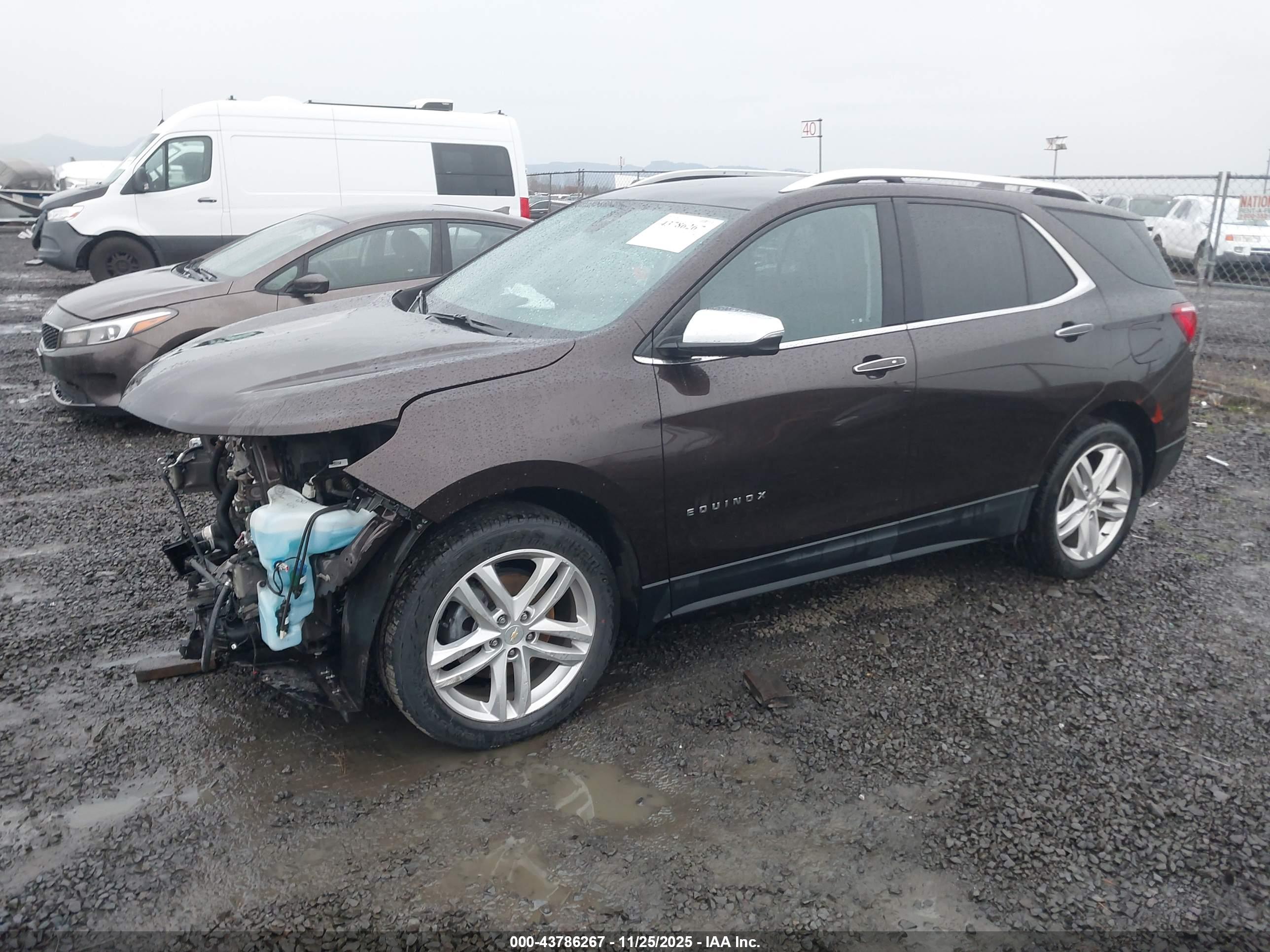 CHEVROLET EQUINOX image 2