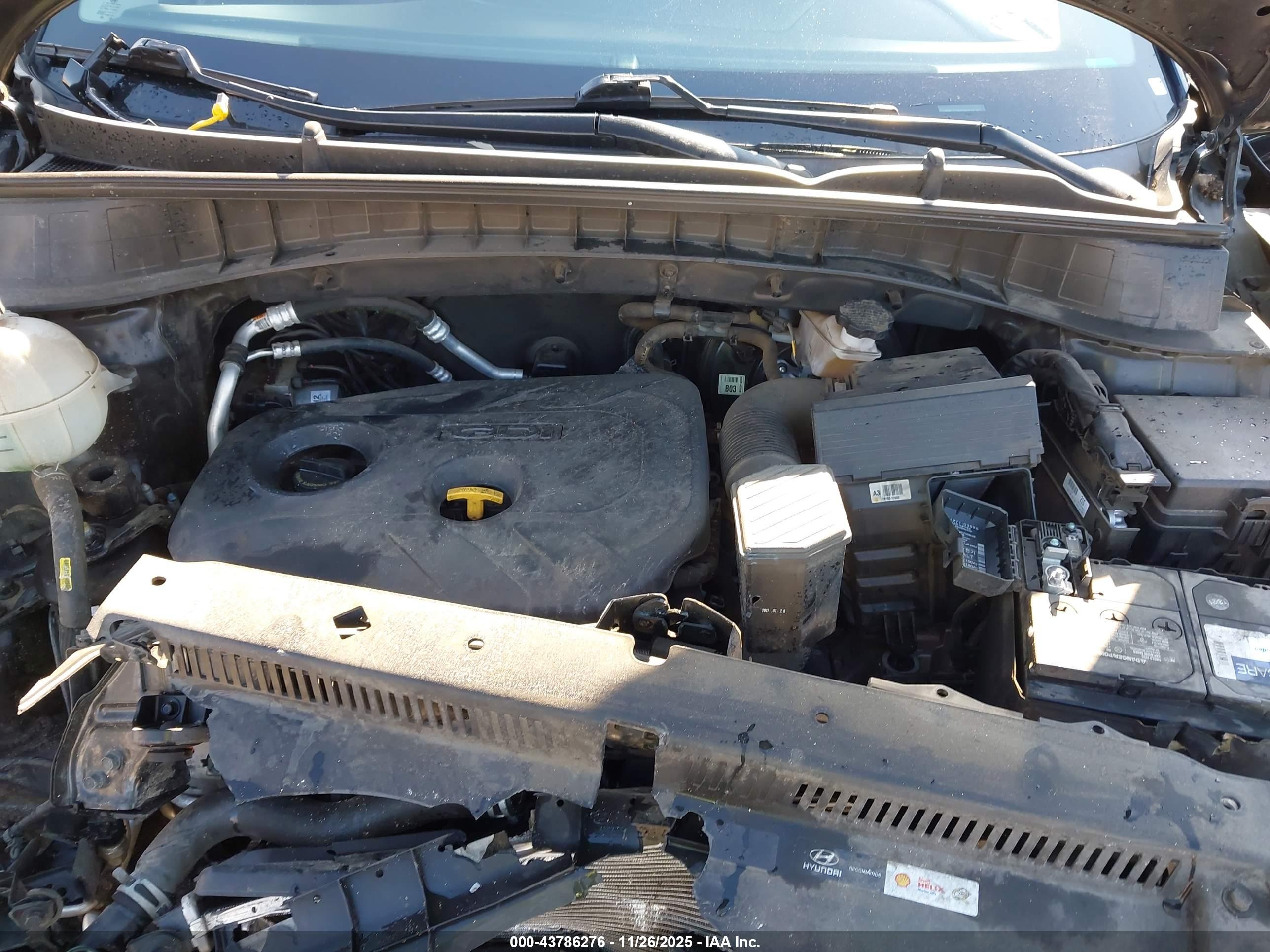 HYUNDAI TUCSON image 10