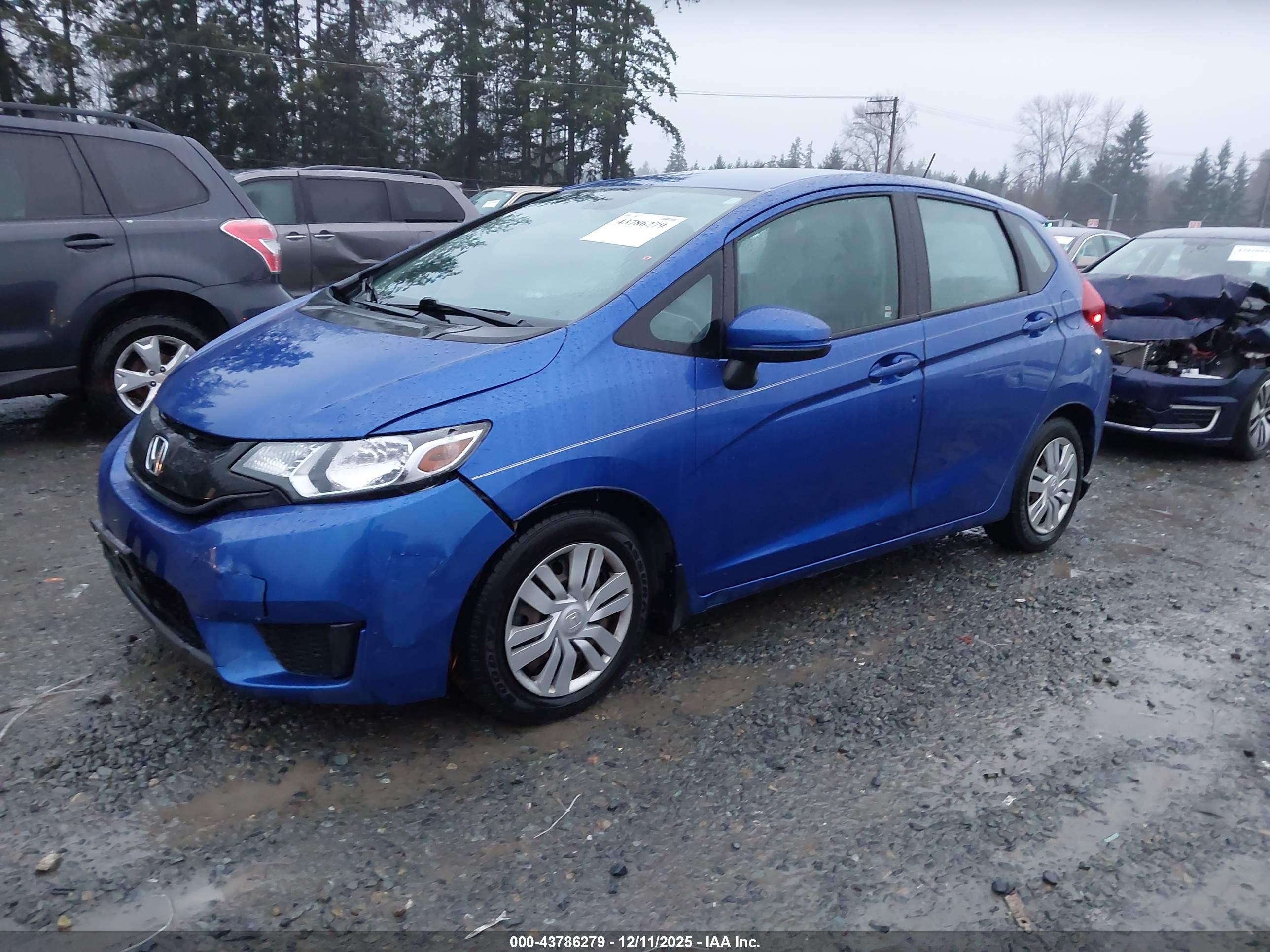 HONDA FIT image 2