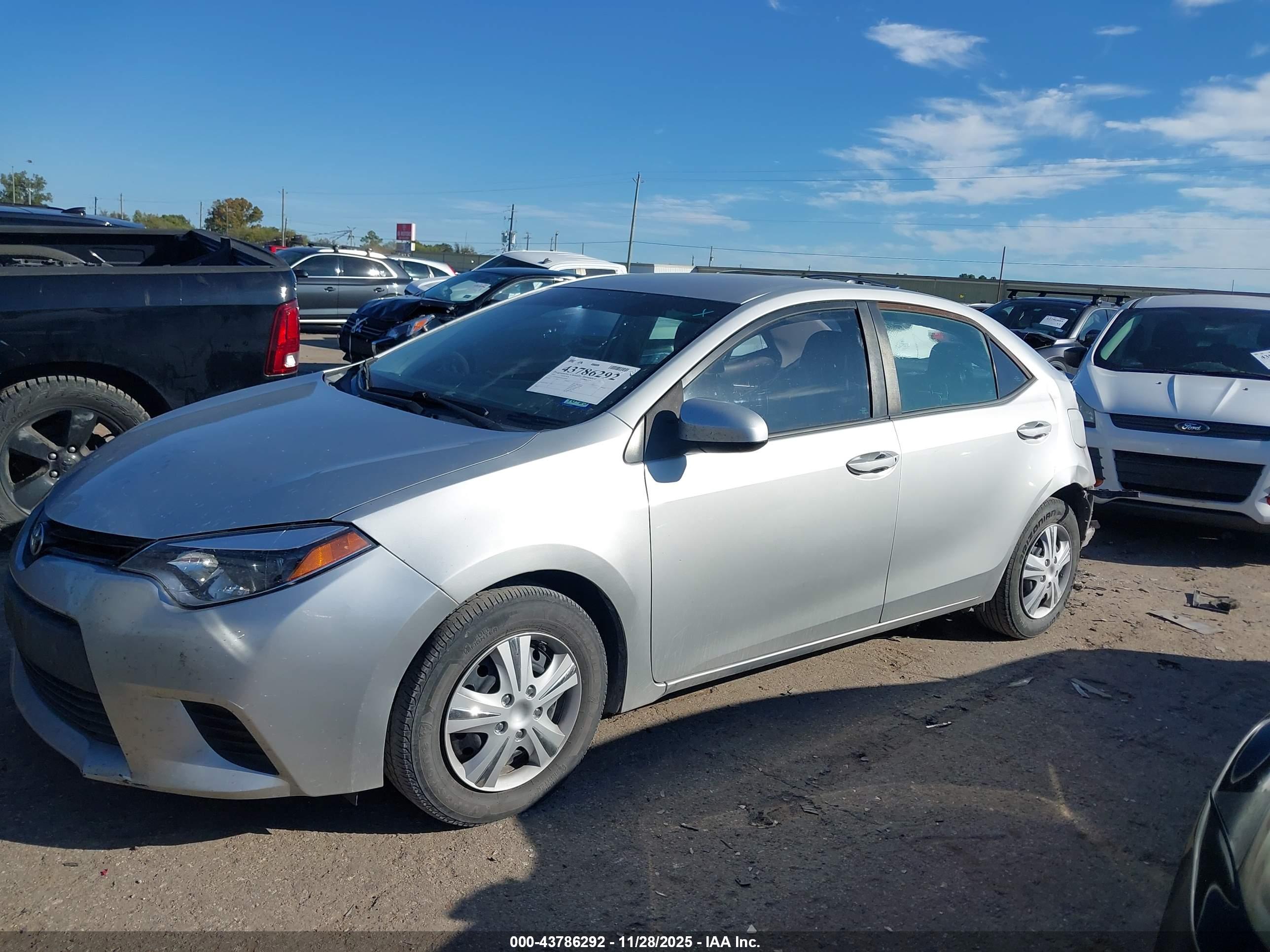TOYOTA COROLLA image 2