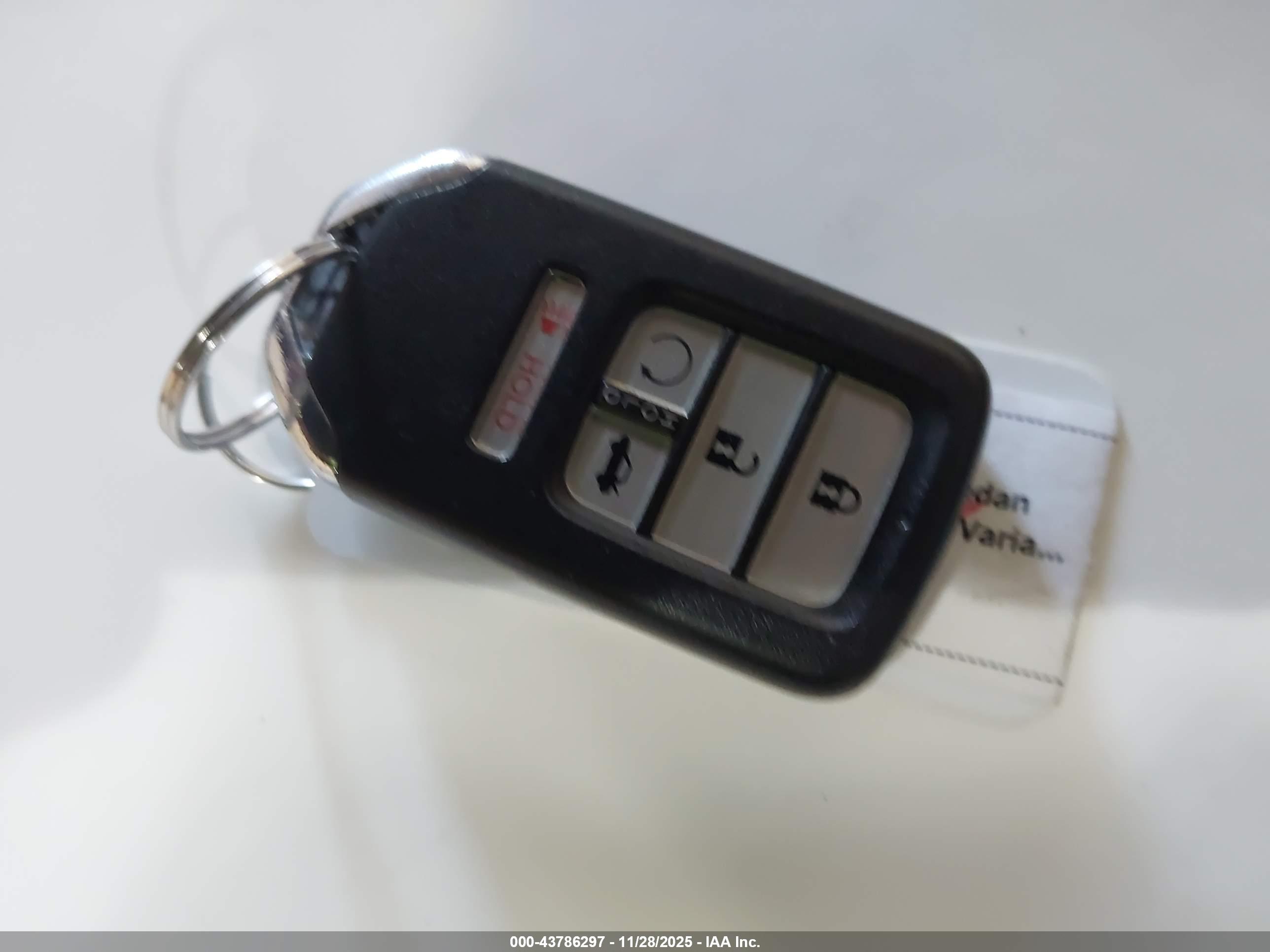 HONDA ACCORD image 11