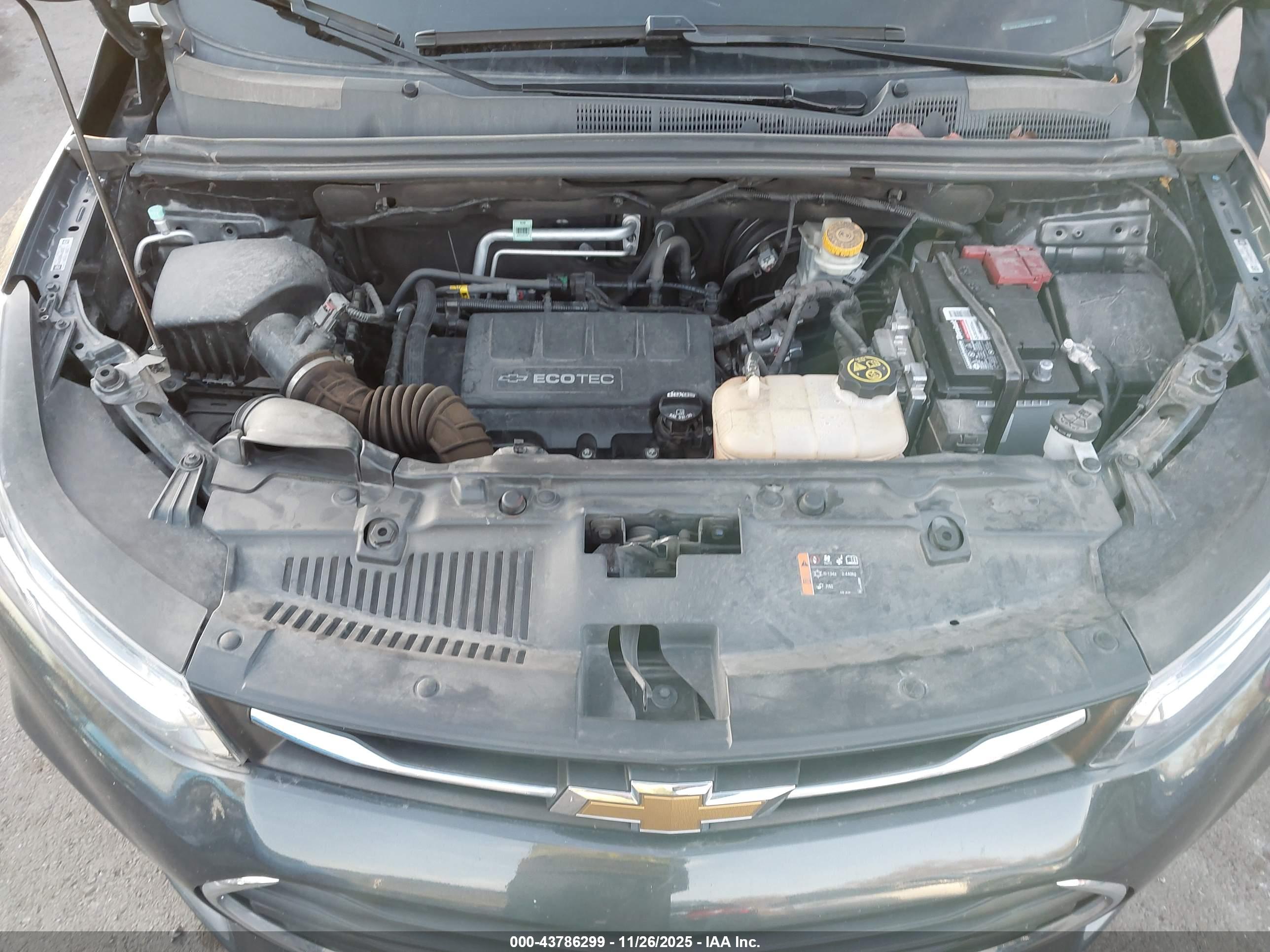 CHEVROLET TRAX image 10