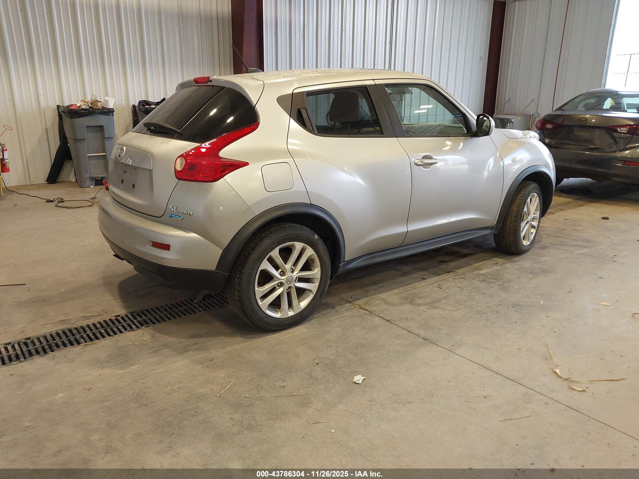 NISSAN JUKE image 4