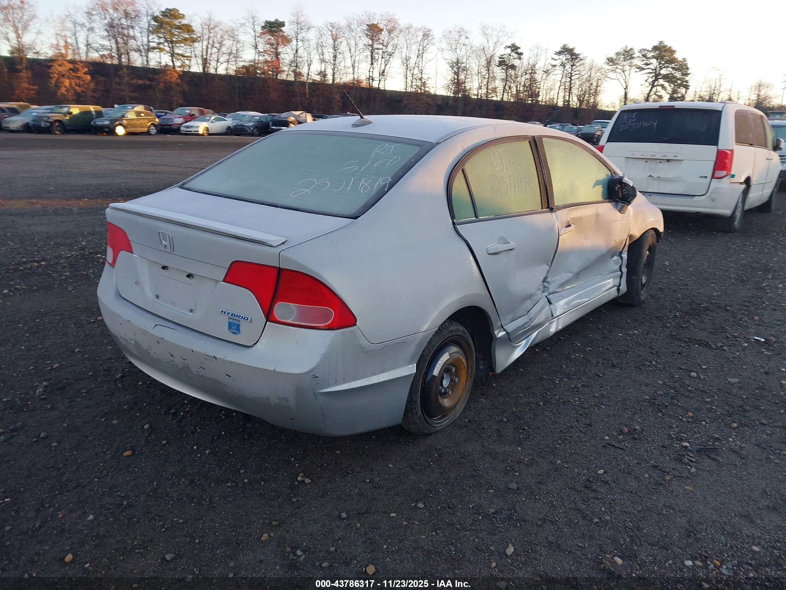 HONDA CIVIC image 4