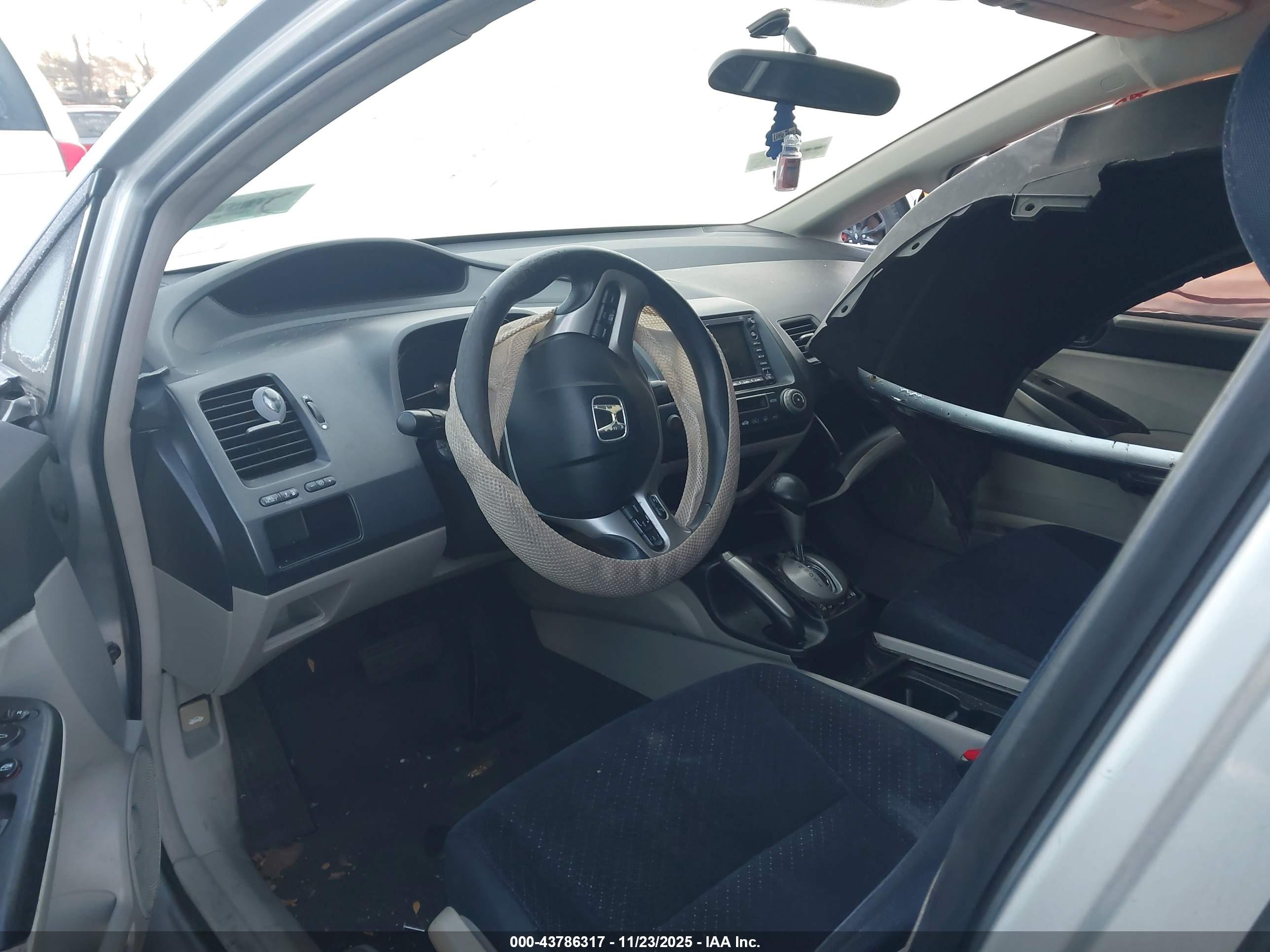 HONDA CIVIC image 5