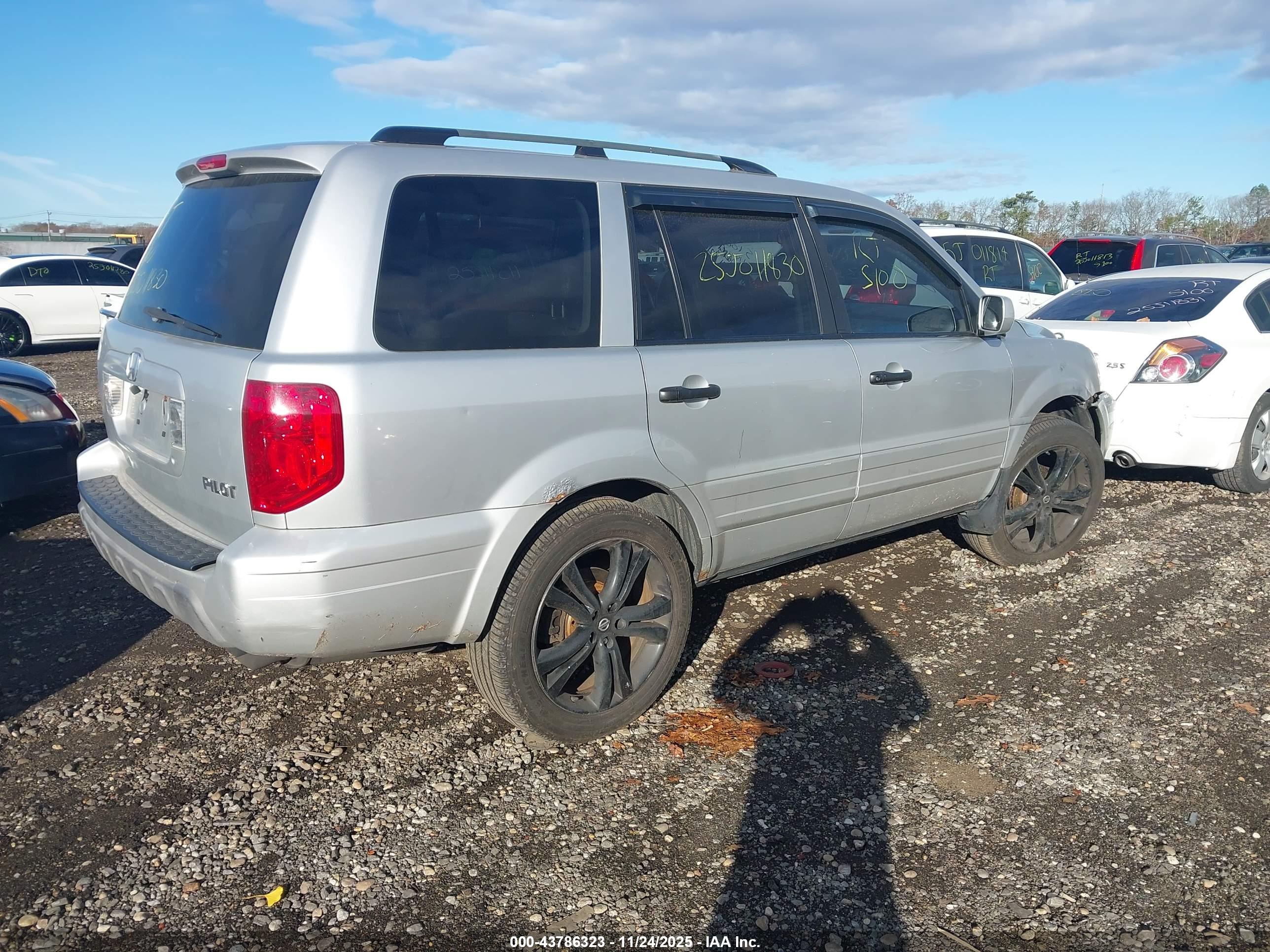 HONDA PILOT image 4