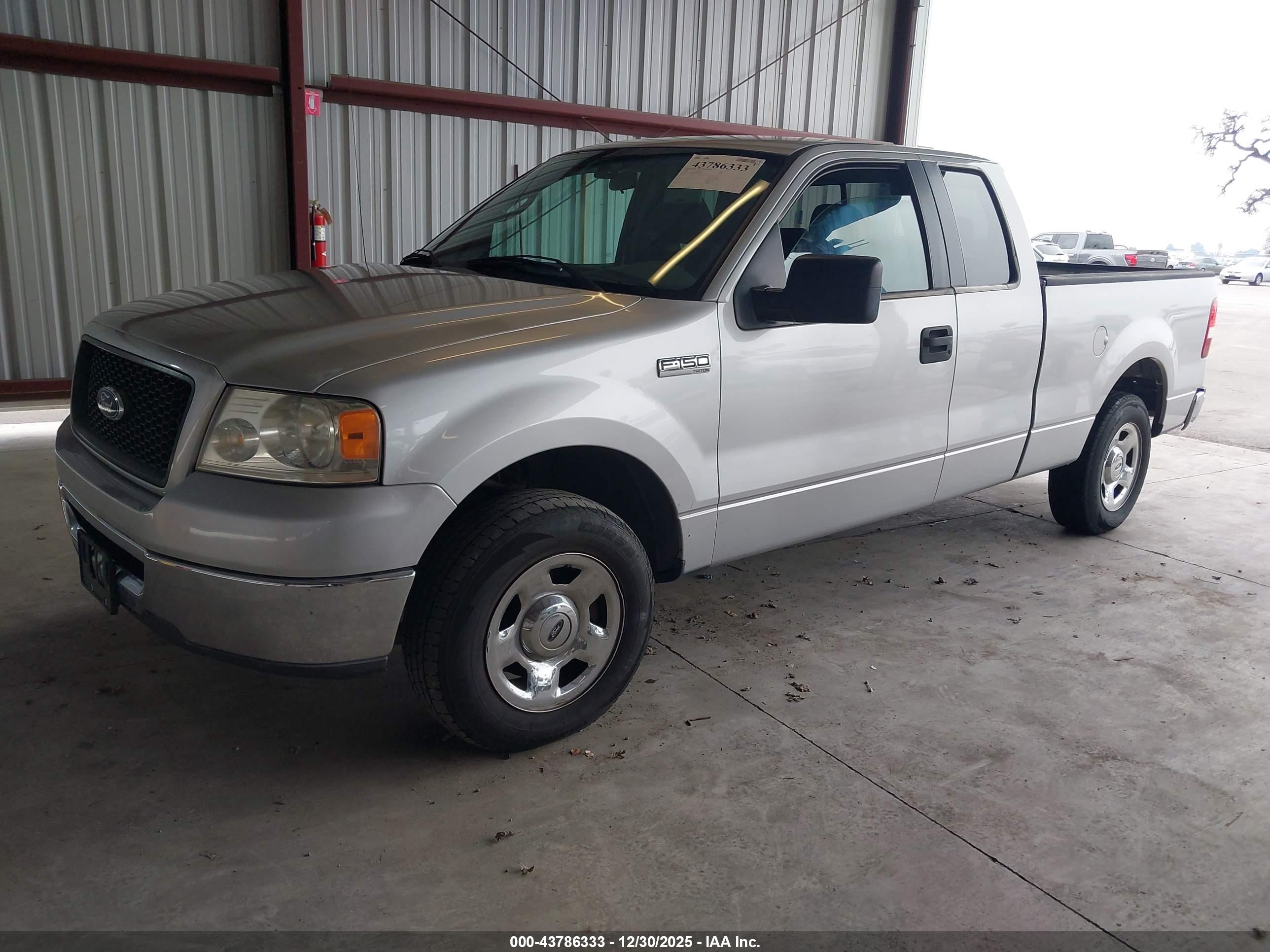 FORD F-150 image 2