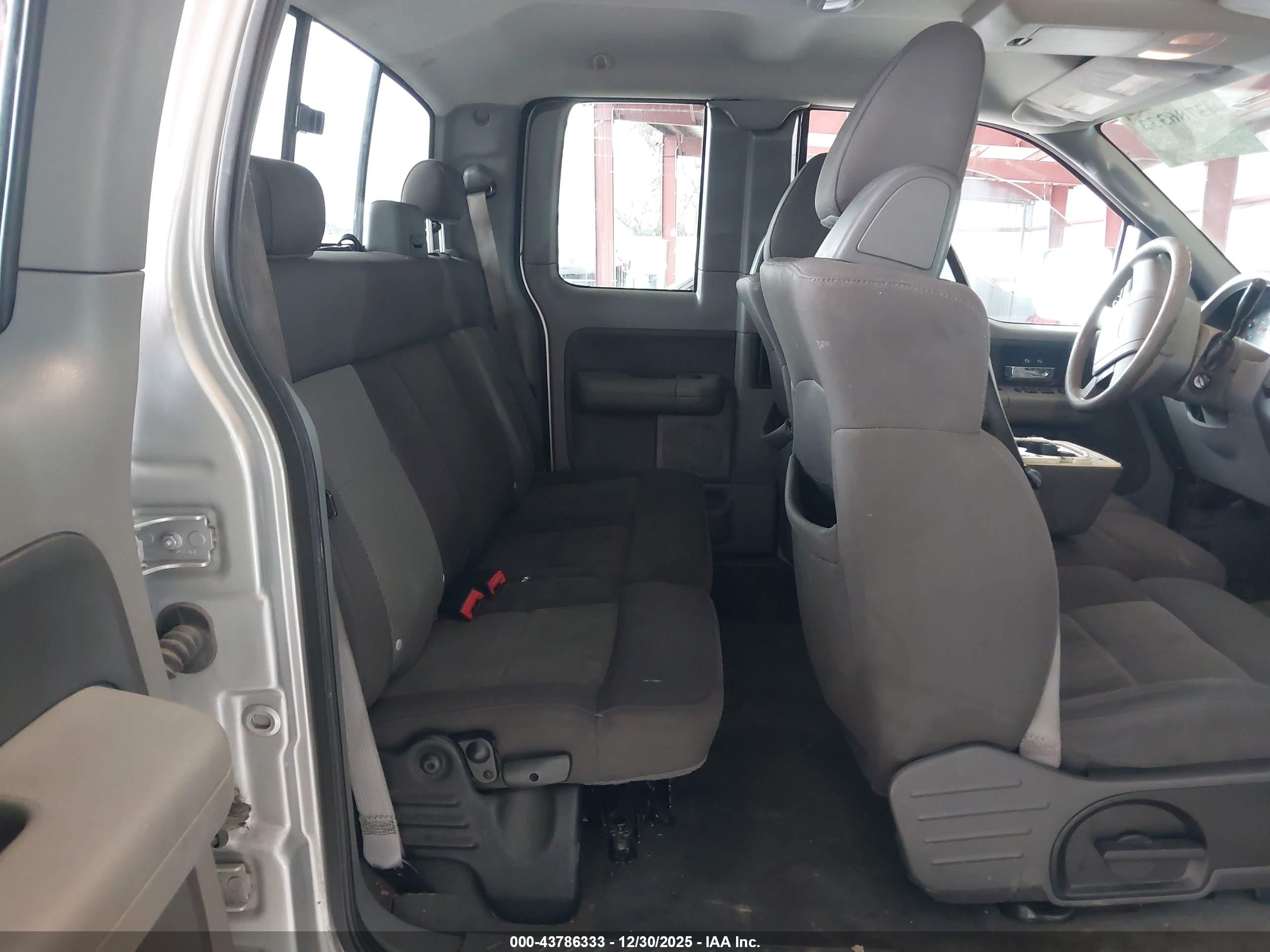 FORD F-150 image 8