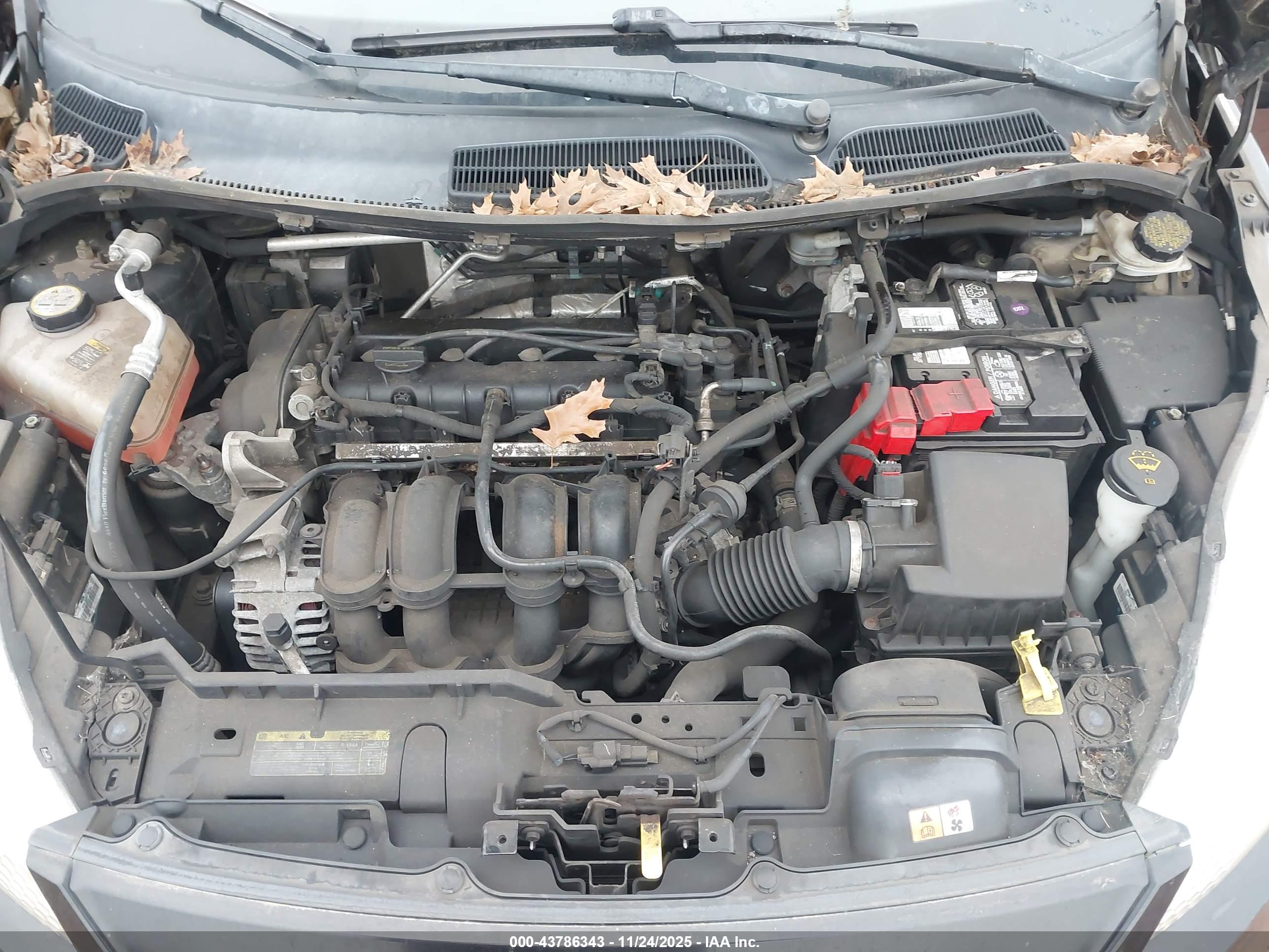 FORD FIESTA image 10