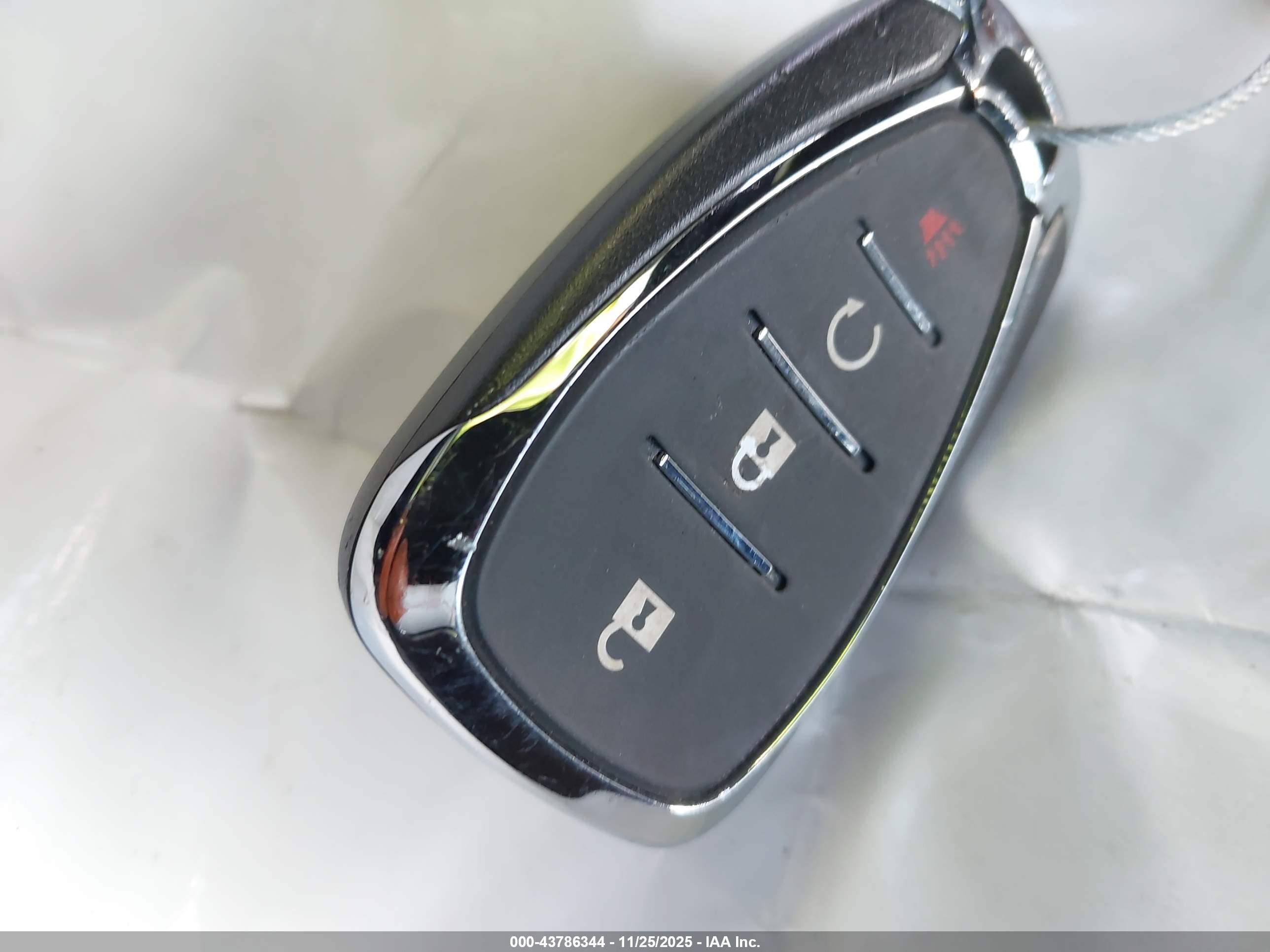 CHEVROLET BOLT image 11